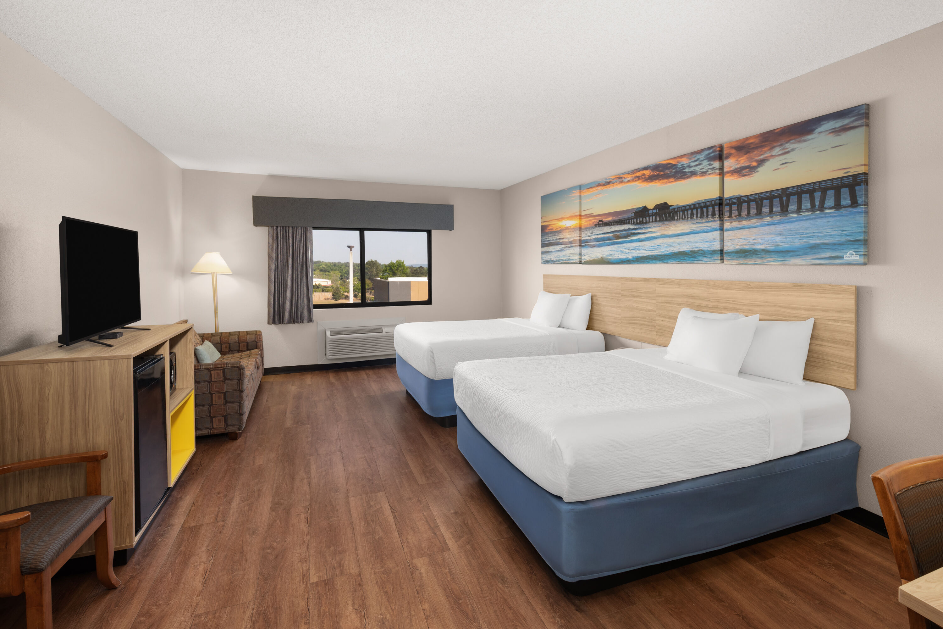 Guest room at the Days Inn by Wyndham Phenix City Near Fort Benning in Phenix City, Alabama