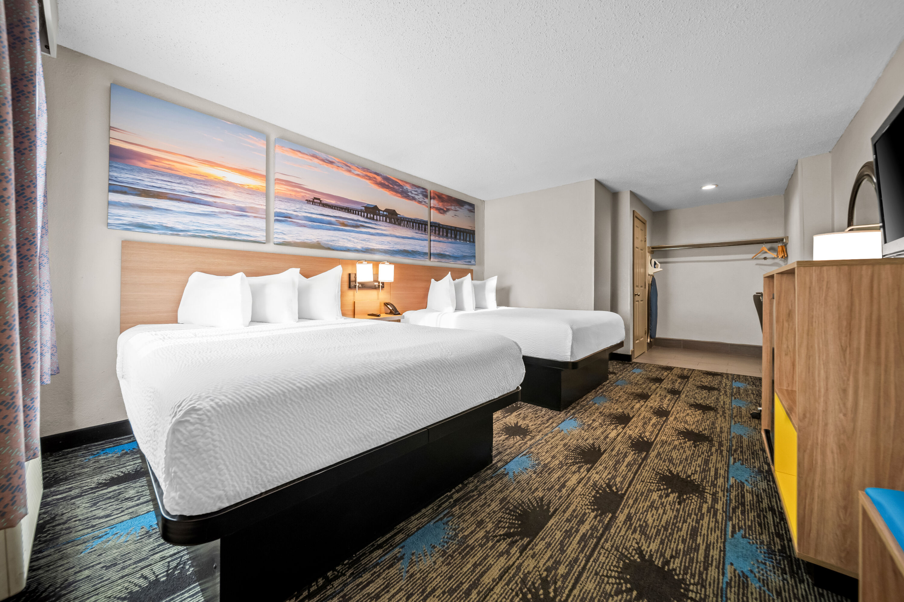 Double bed guest room at the Days Inn by Wyndham Troy in Troy, Alabama