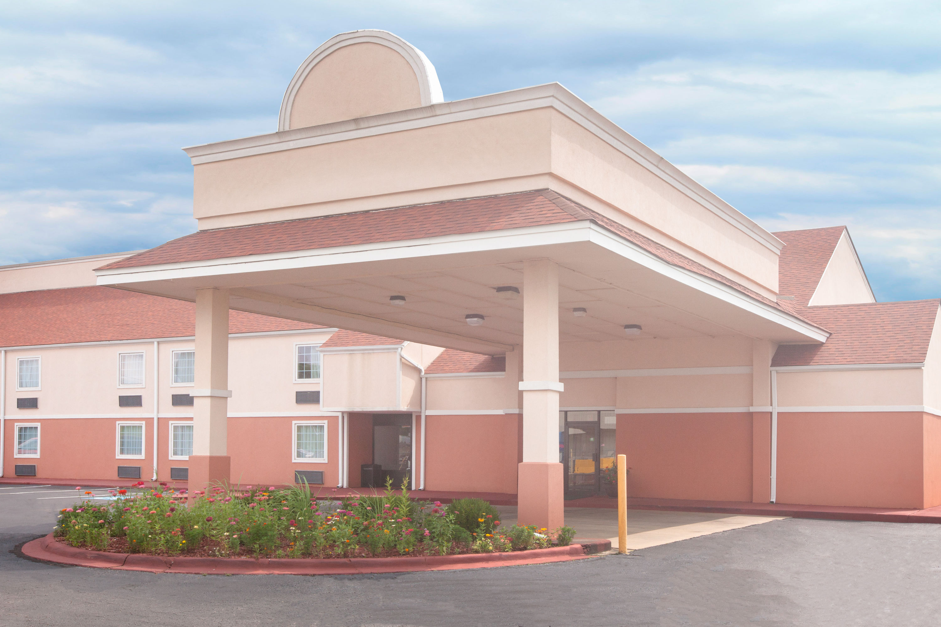 Days Inn by Wyndham Alma Alma, AR Hotels