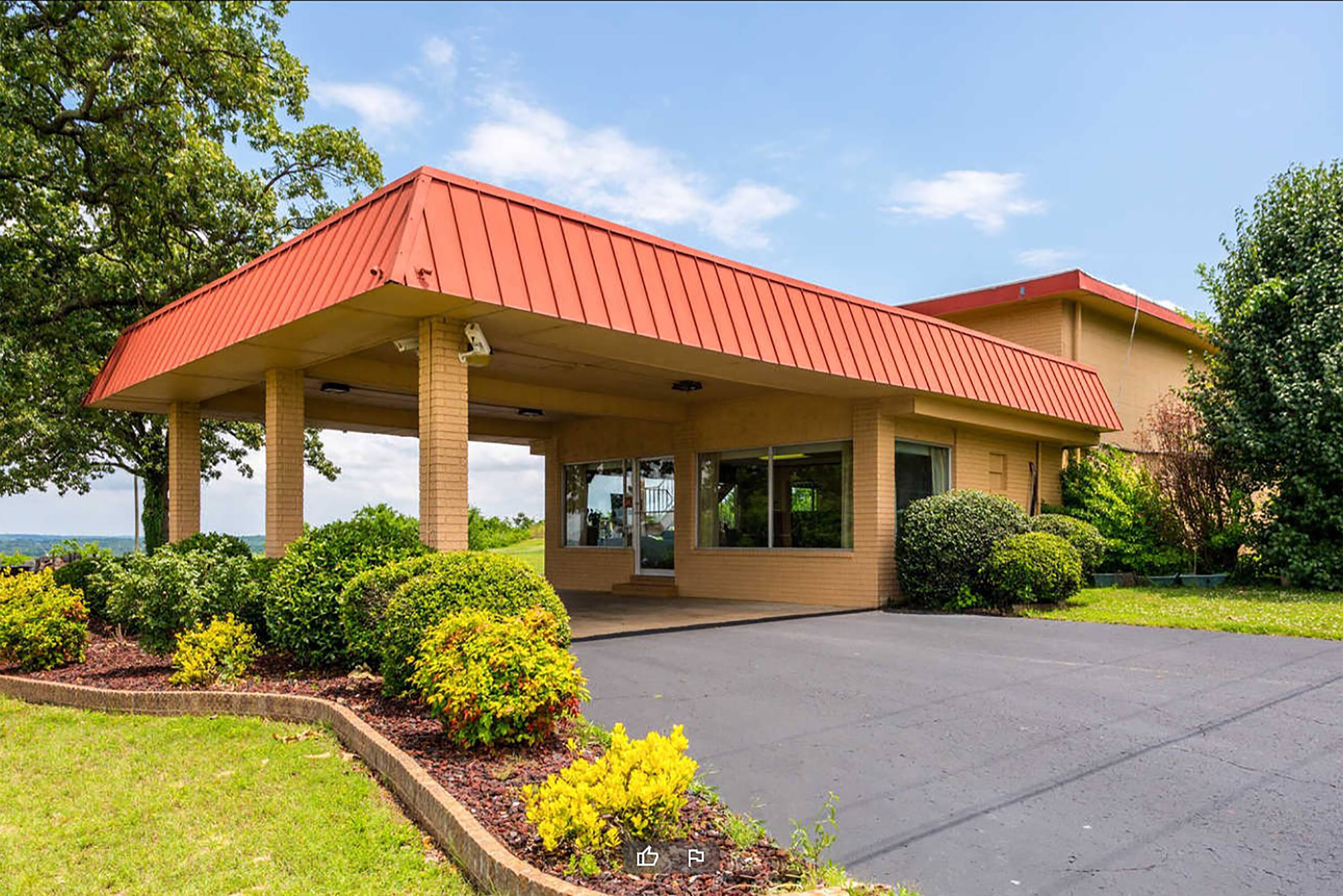 Days Inn by Wyndham Batesville AR Batesville, AR Hotels