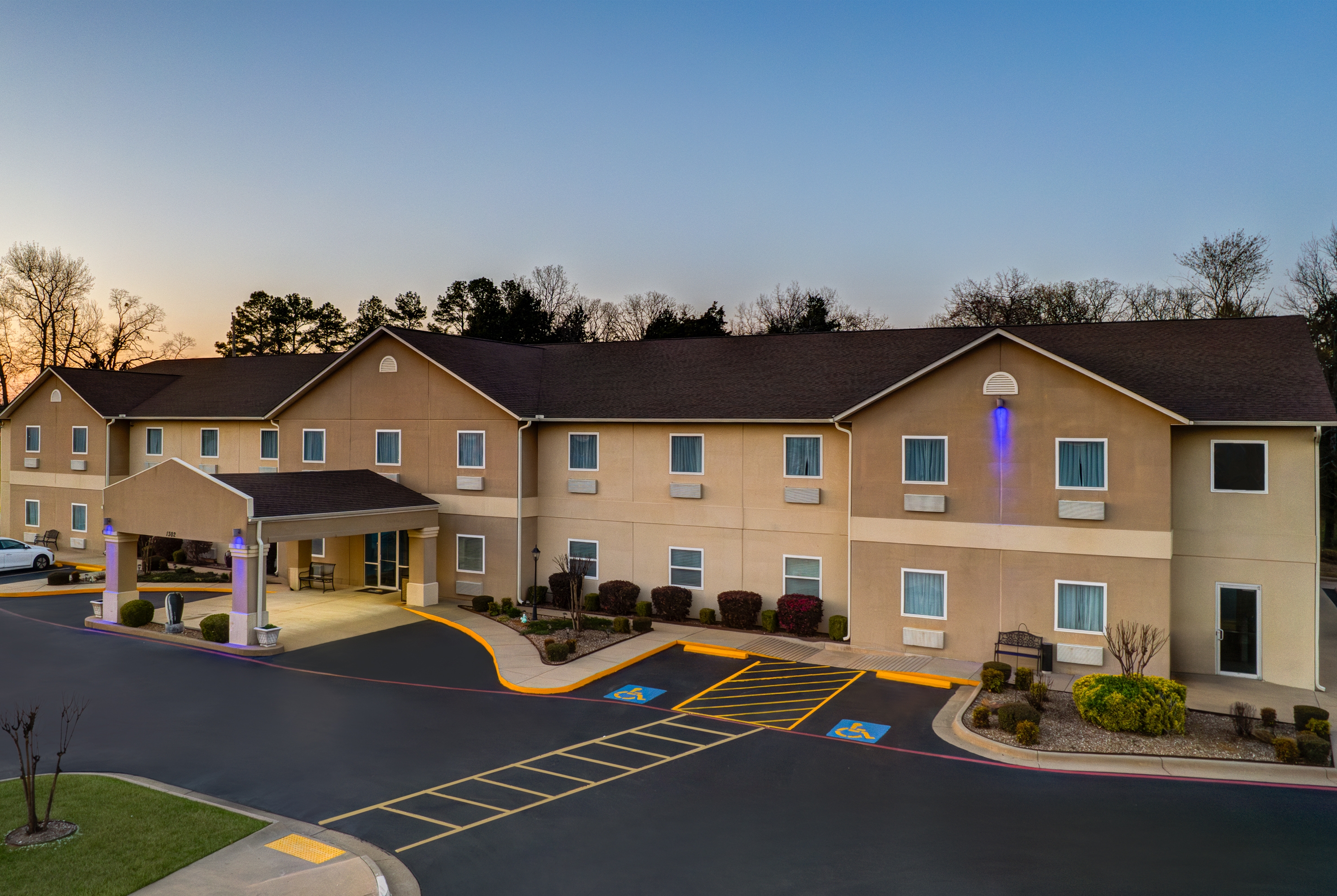 Exterior of Days Inn & Suites by Wyndham Cabot hotel in Cabot, Arkansas