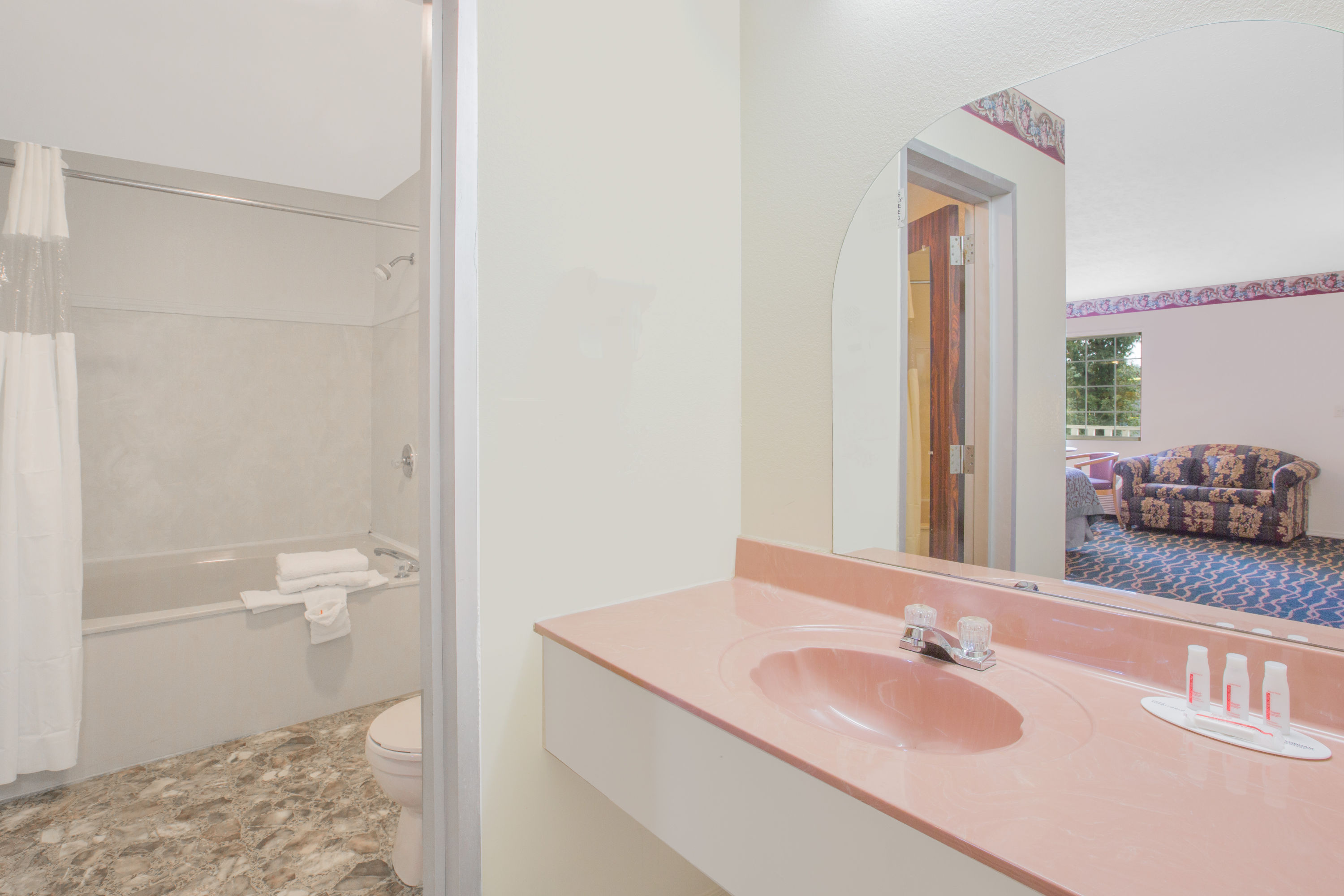 Days Inn by Wyndham Hardy Hardy, AR Hotels