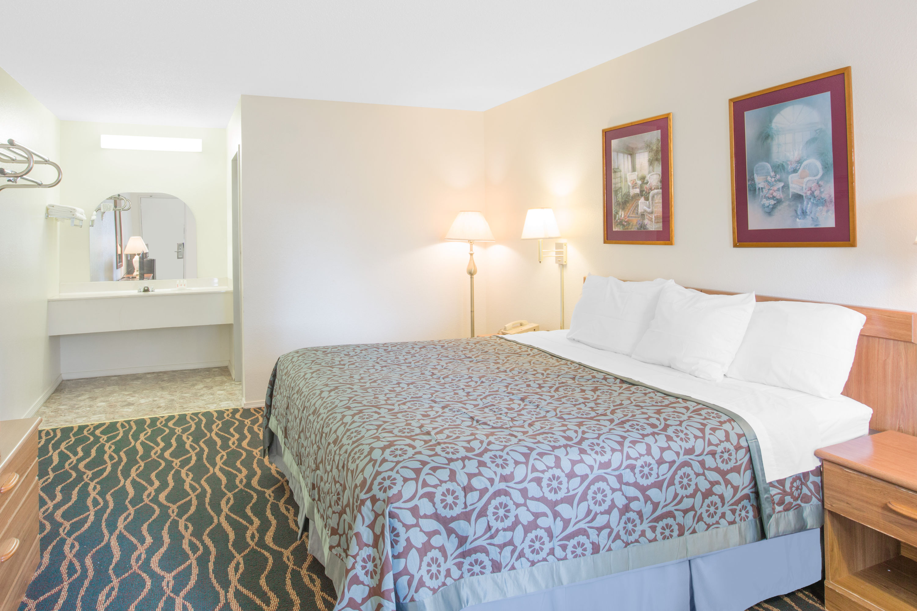 Days Inn by Wyndham Hardy Hardy, AR Hotels