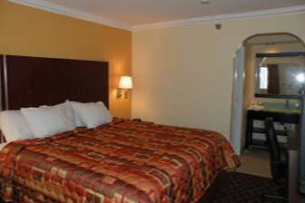 Guest room at the Days Inn & Suites Little Rock Airport in Little Rock, Arkansas