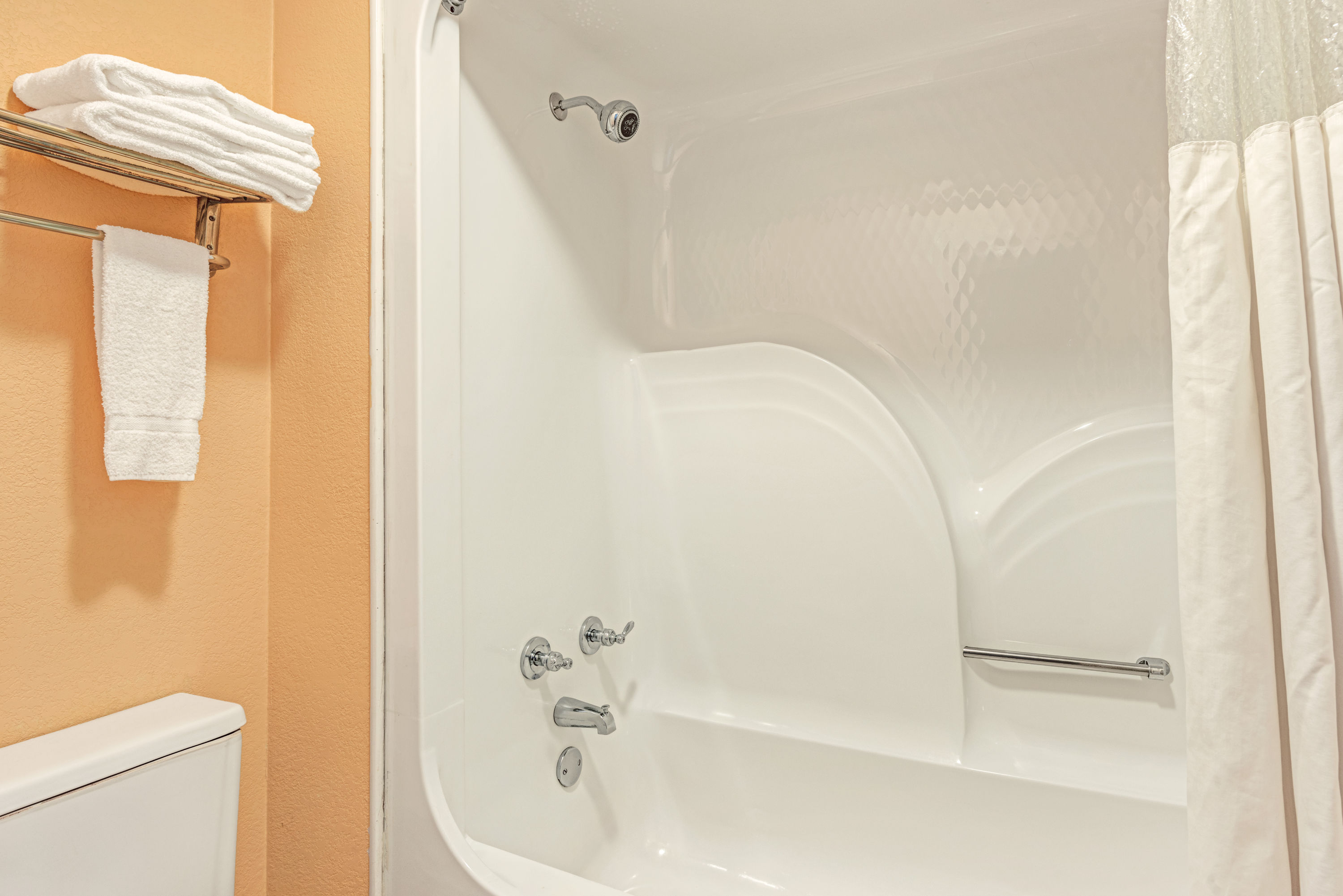 Guest room amenity at Days Inn & Suites by Wyndham Osceola AR in Osceola, Arkansas