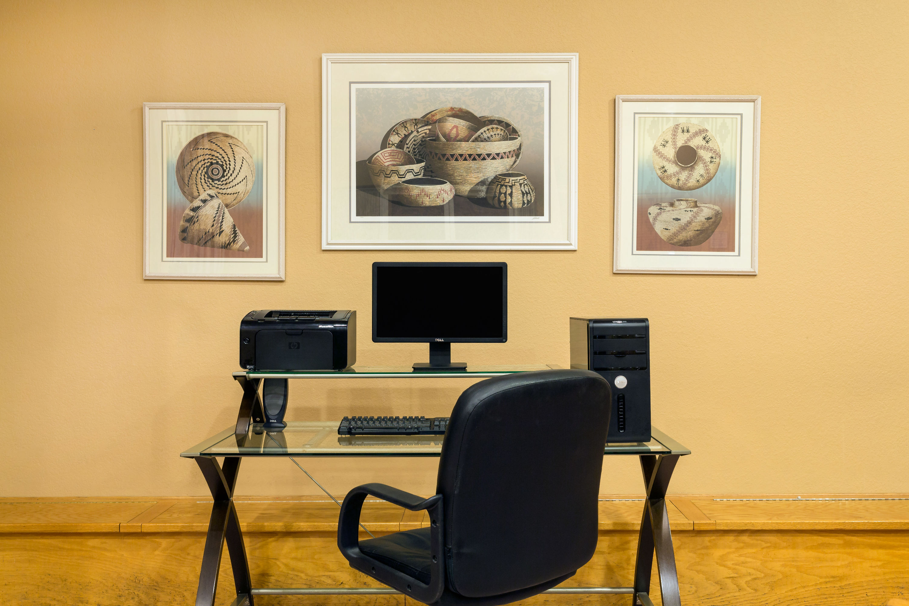 Days Inn by Wyndham Bullhead City business center in Bullhead City, Arizona