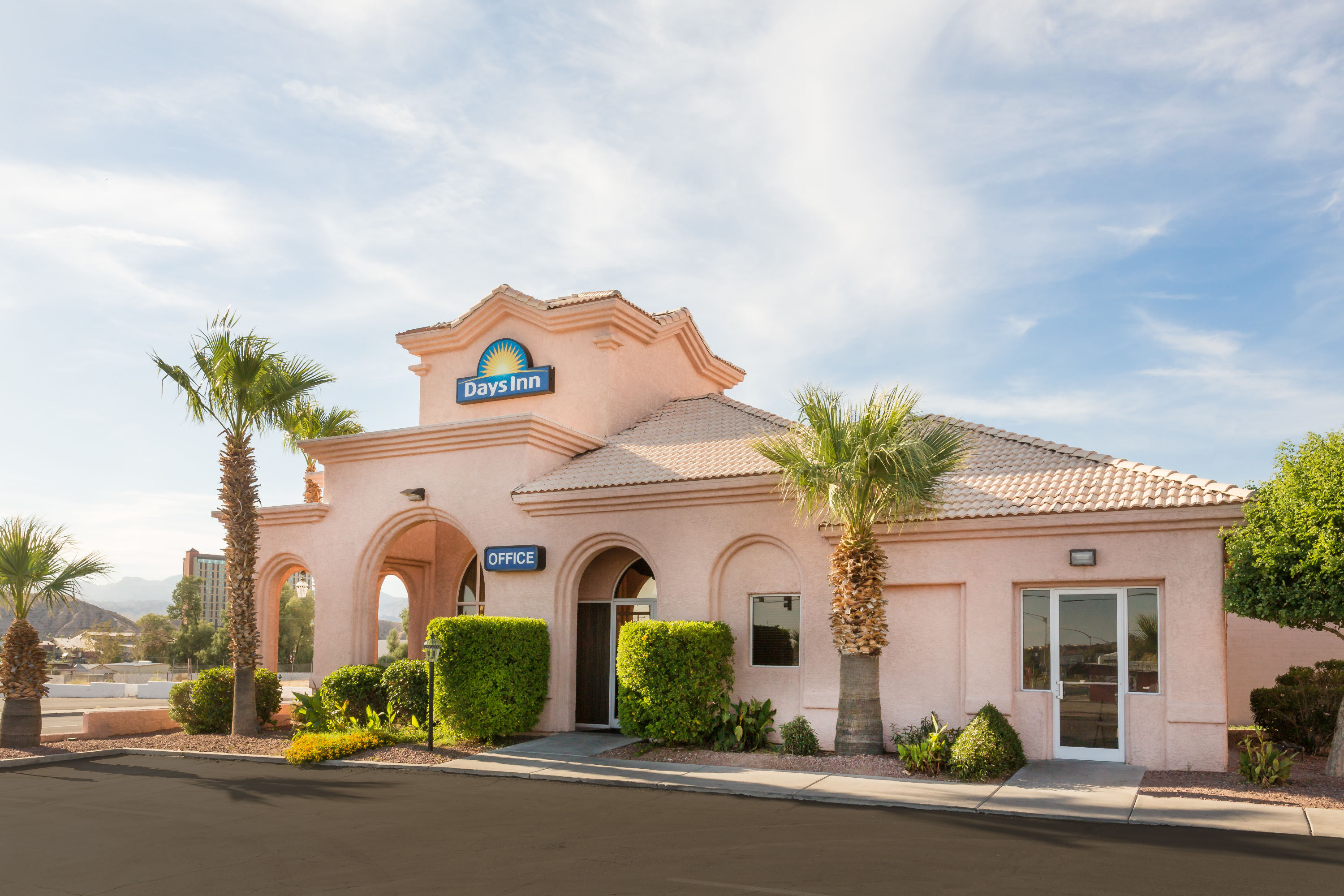 Exterior Day Image of Days Inn by Wyndham Bullhead City hotel in Bullhead City, Arizona