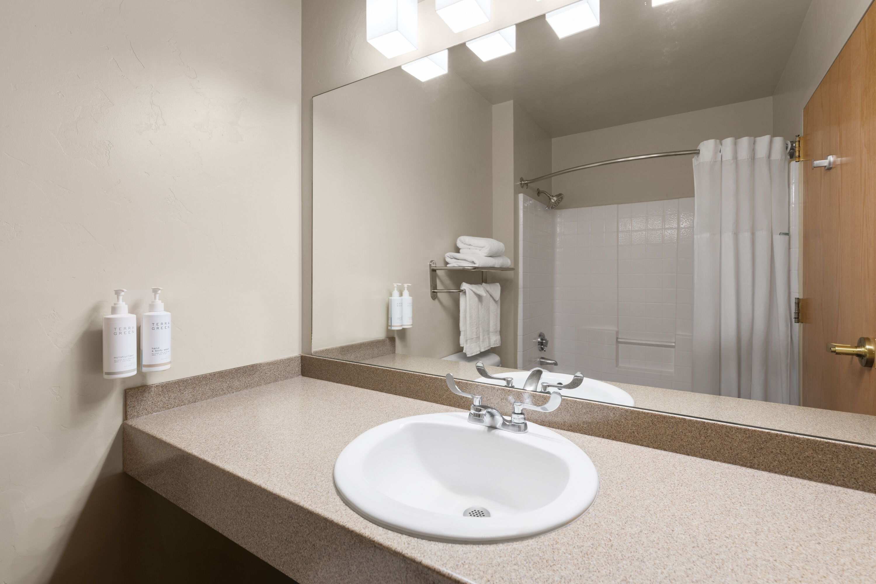Guest room bath at the Days Inn by Wyndham Chino Valley in Chino Valley, Arizona