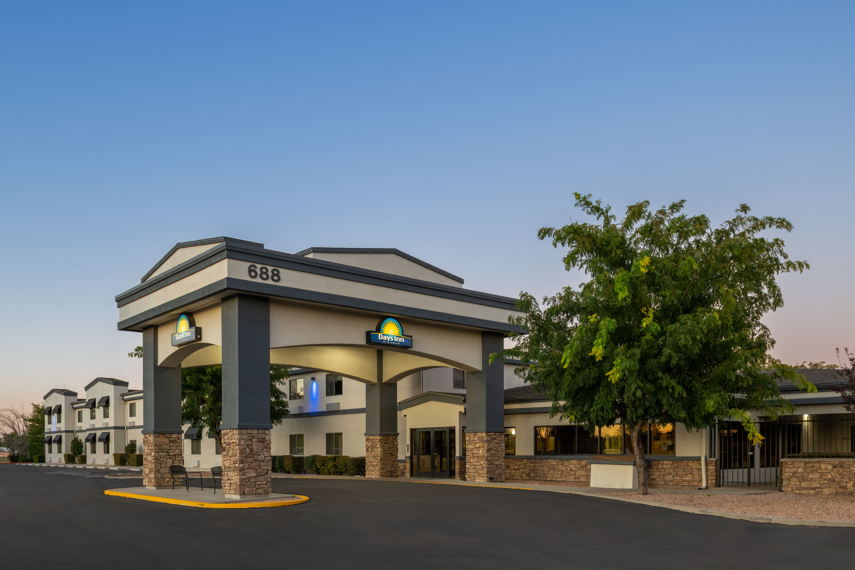 Exterior Dusk Image of Days Inn by Wyndham Chino Valley hotel in Chino Valley, Arizona