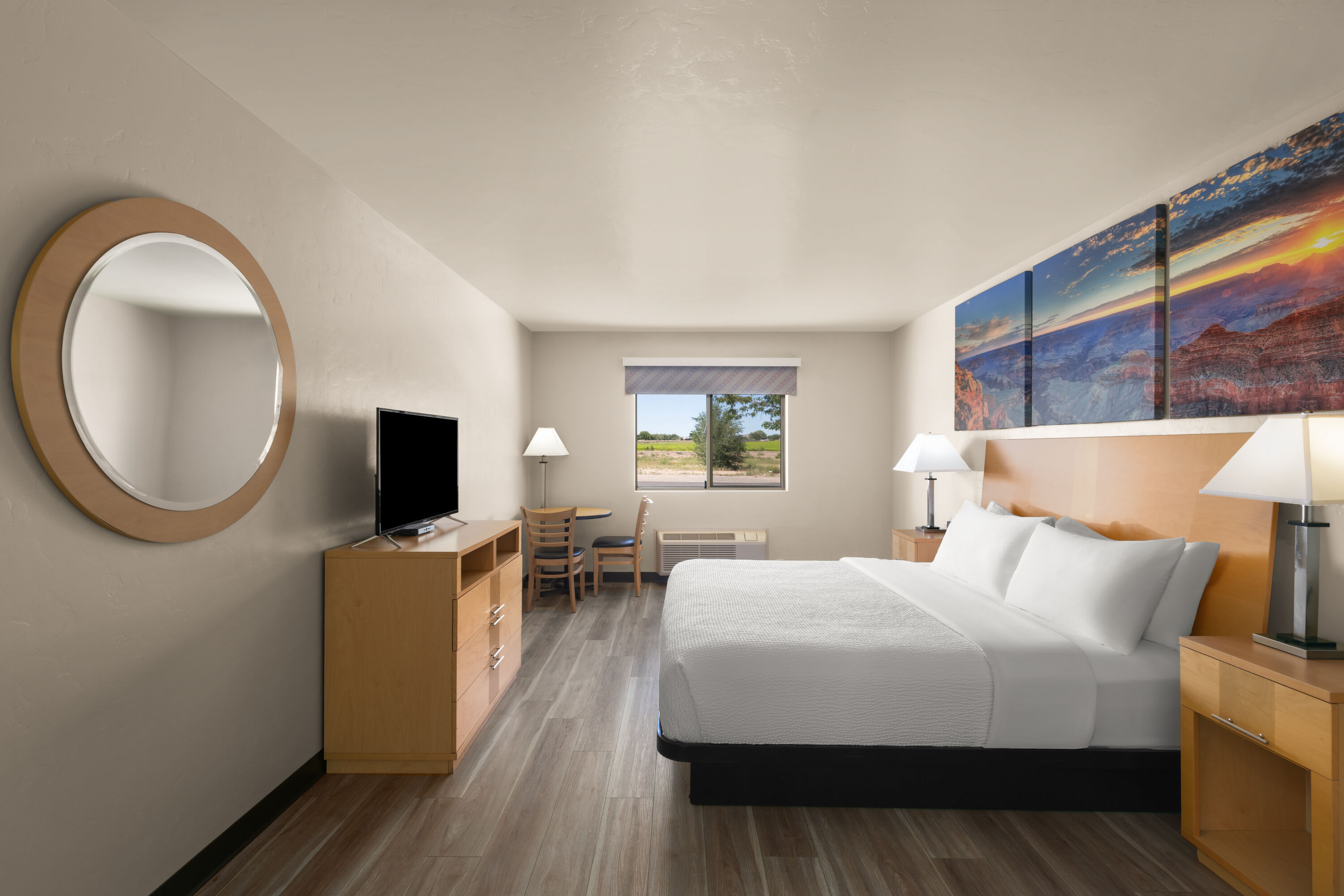 Guest room at the Days Inn by Wyndham Chino Valley in Chino Valley, Arizona