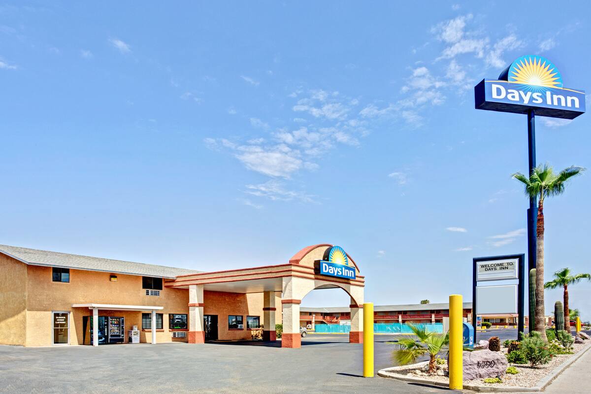 Days Inn Eloy Hotels Az 85131 Exterior Of Days Inn Eloy Hotel In Arizona