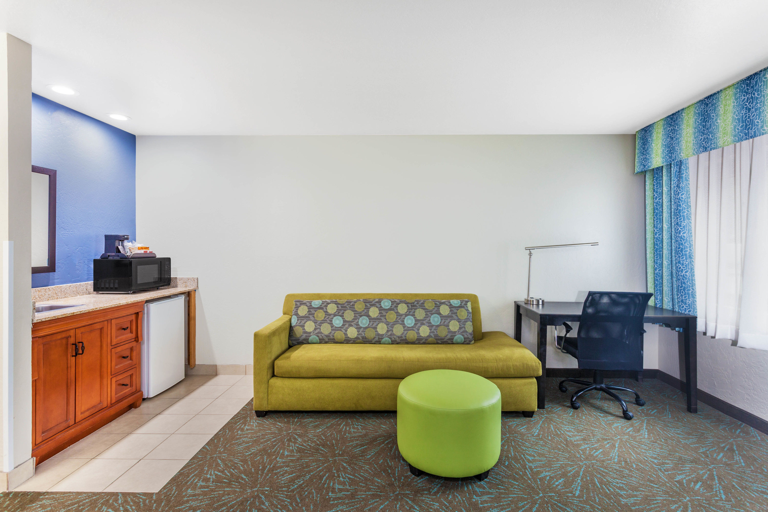 Days Inn Amp Suites By Wyndham East Flagstaff Flagstaff