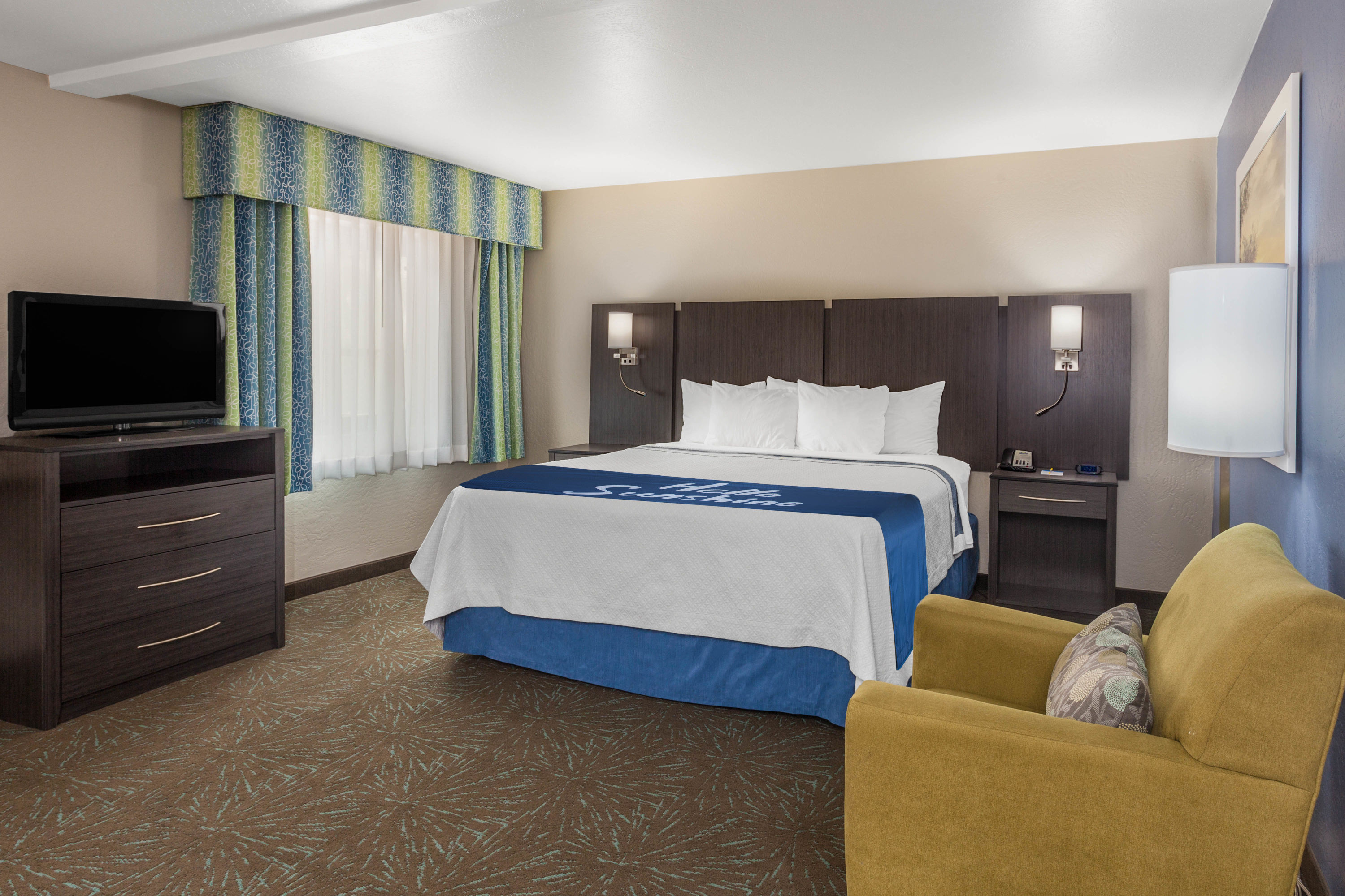 Days Inn Amp Suites By Wyndham East Flagstaff Flagstaff