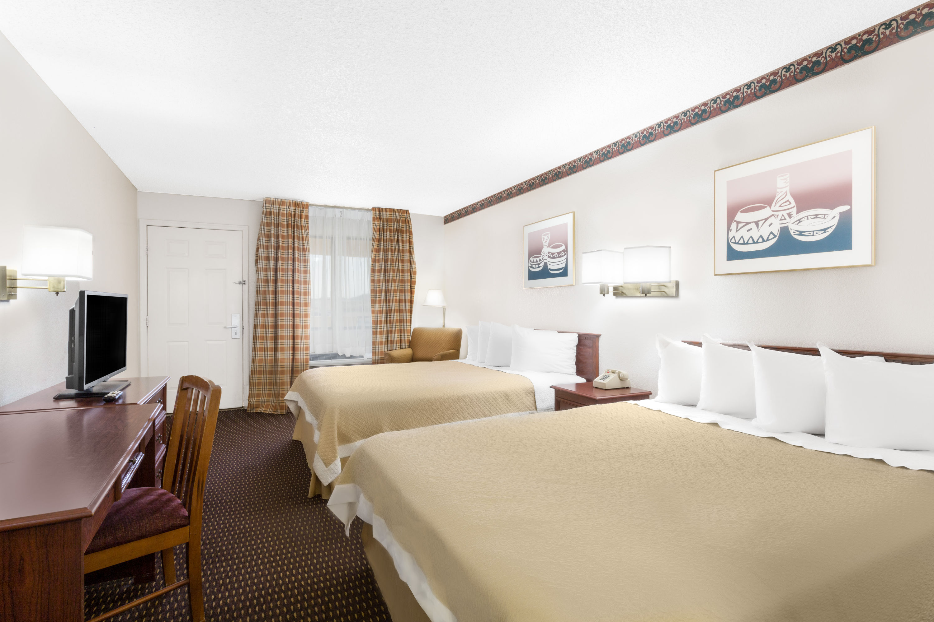 Days Inn By Wyndham Kingman West Kingman Az Hotels