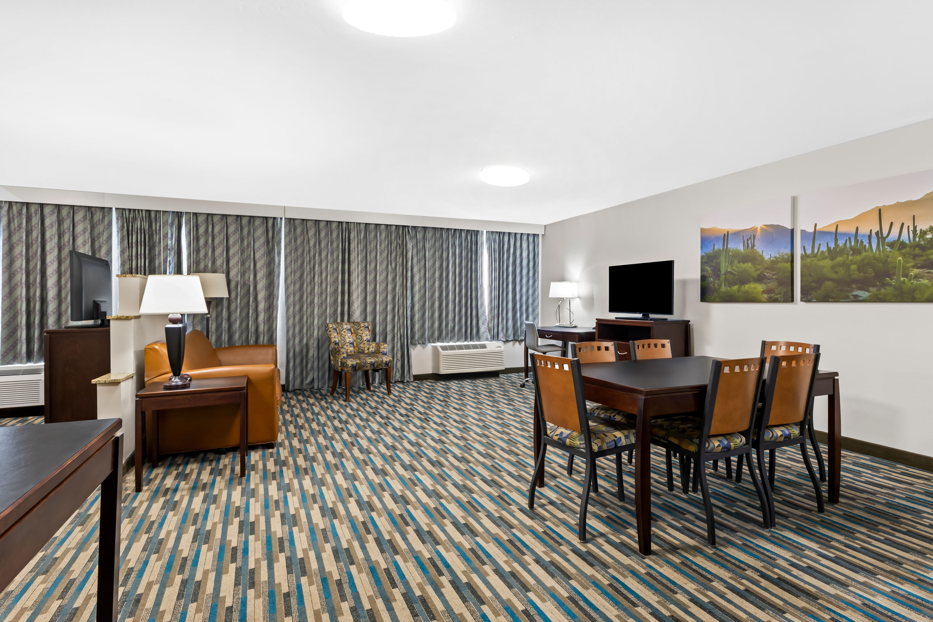 Days Inn & Suites by Wyndham Mesa Near Phoenix suite in Mesa, Arizona