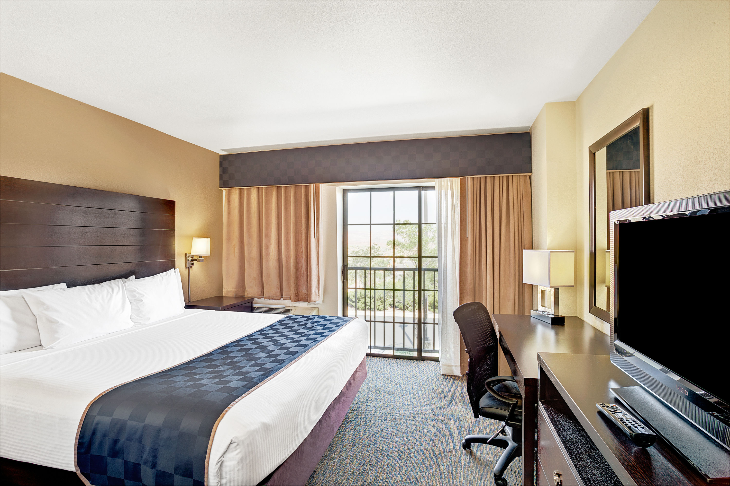 Days Inn & Suites by Wyndham Page Lake Powell Page, AZ Hotels