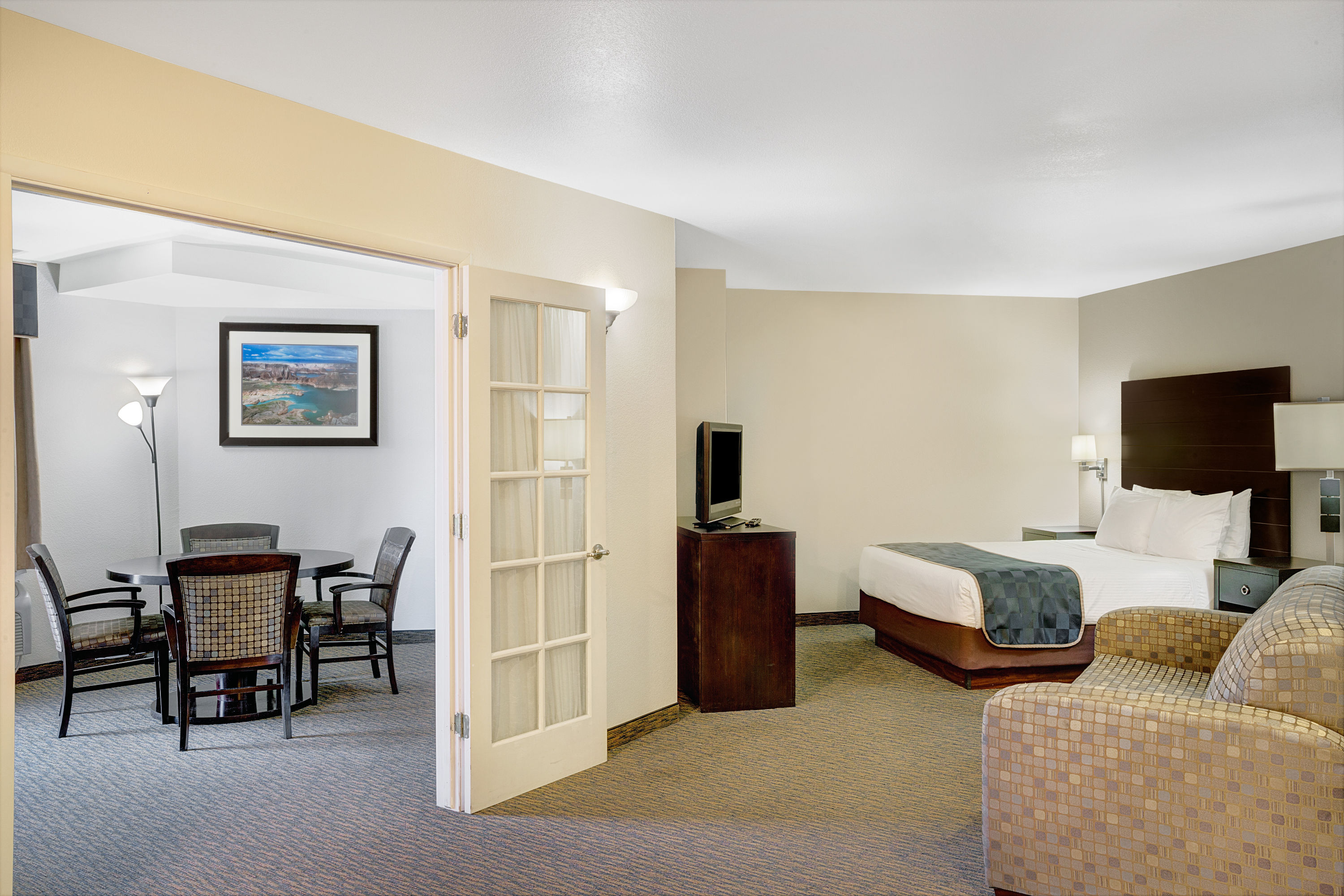 Days Inn & Suites by Wyndham Page Lake Powell Page, AZ Hotels