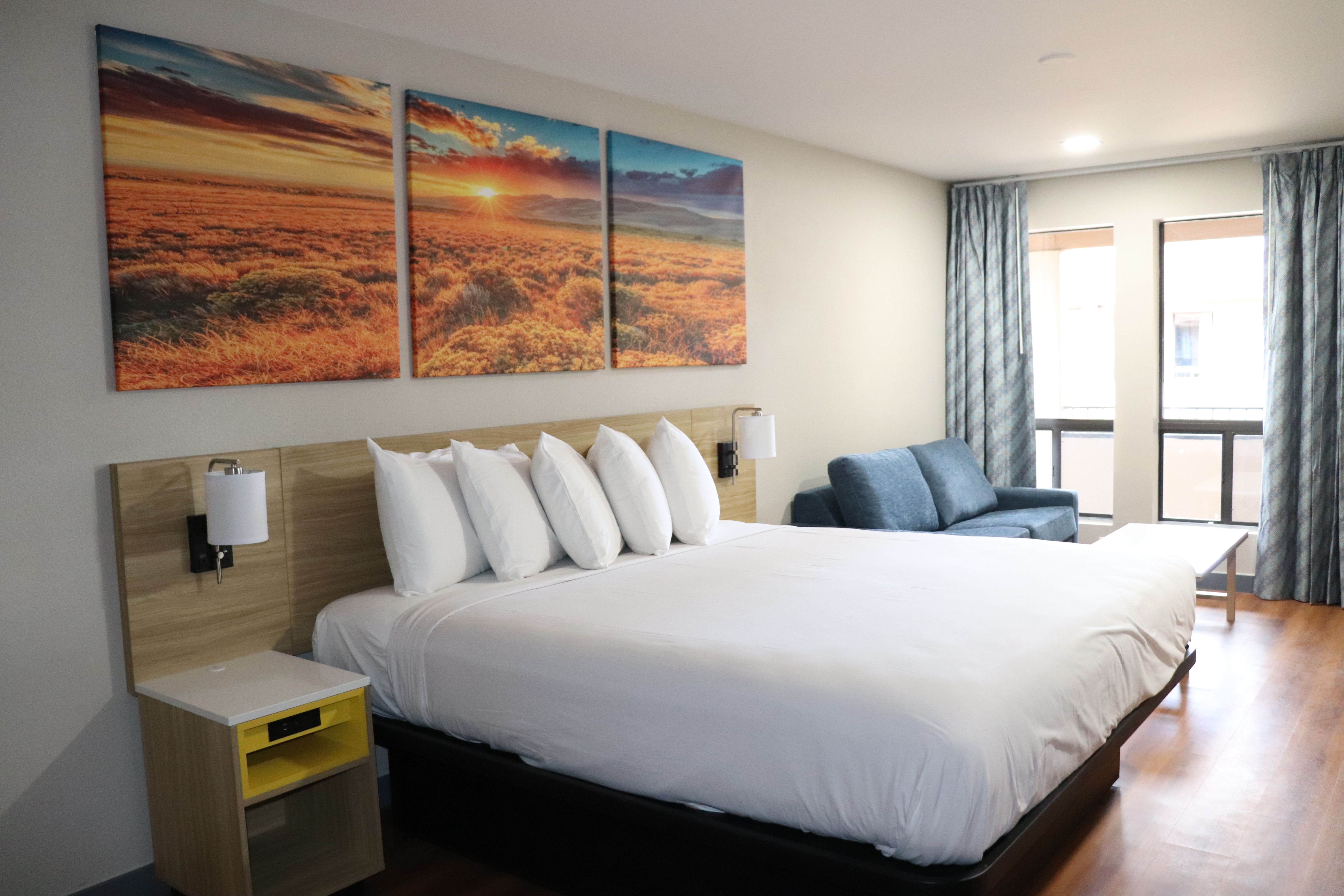 Guest room at the Days Inn by Wyndham Payson in Payson, Arizona