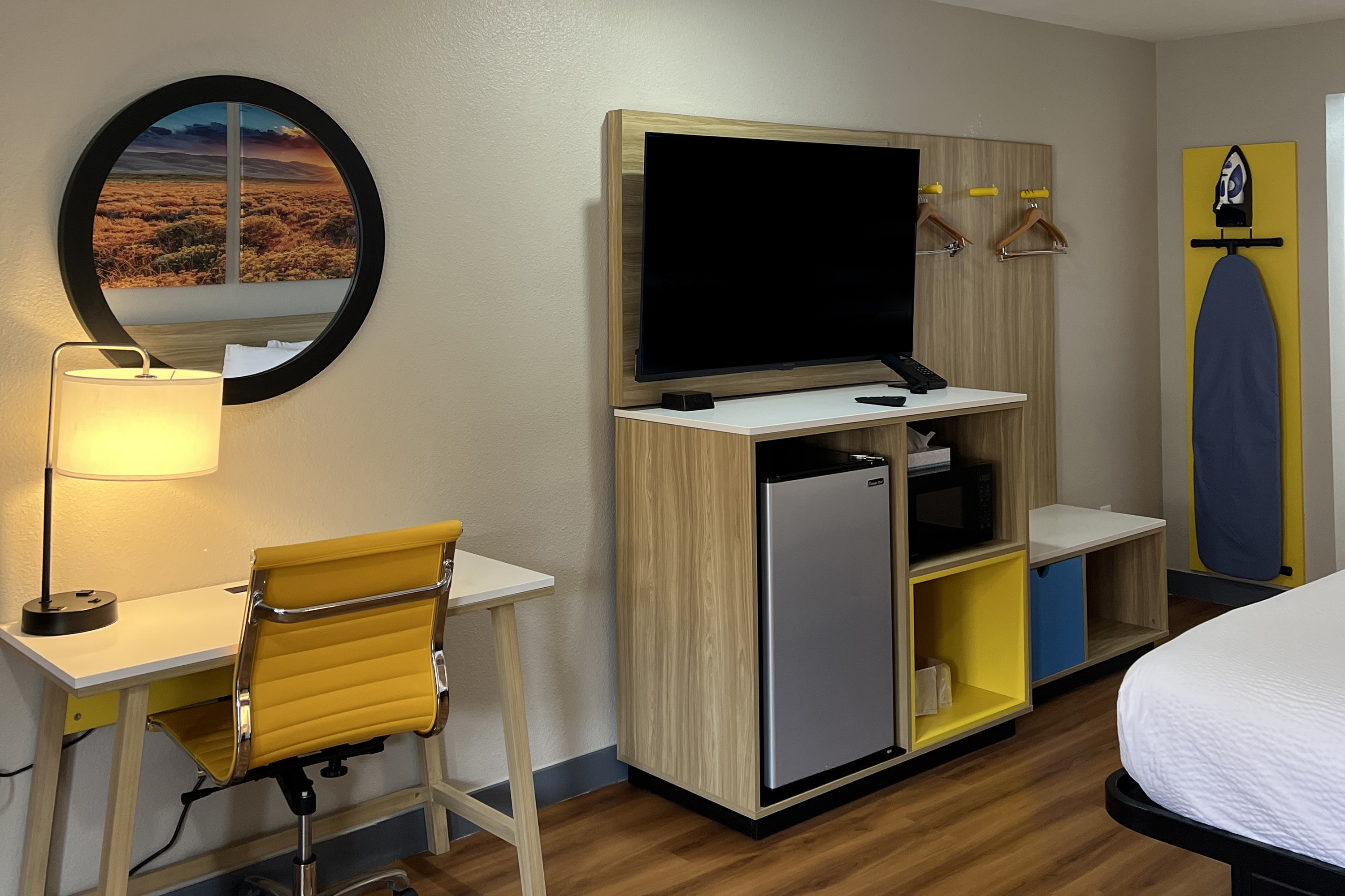 Guest room at the Days Inn by Wyndham Payson in Payson, Arizona