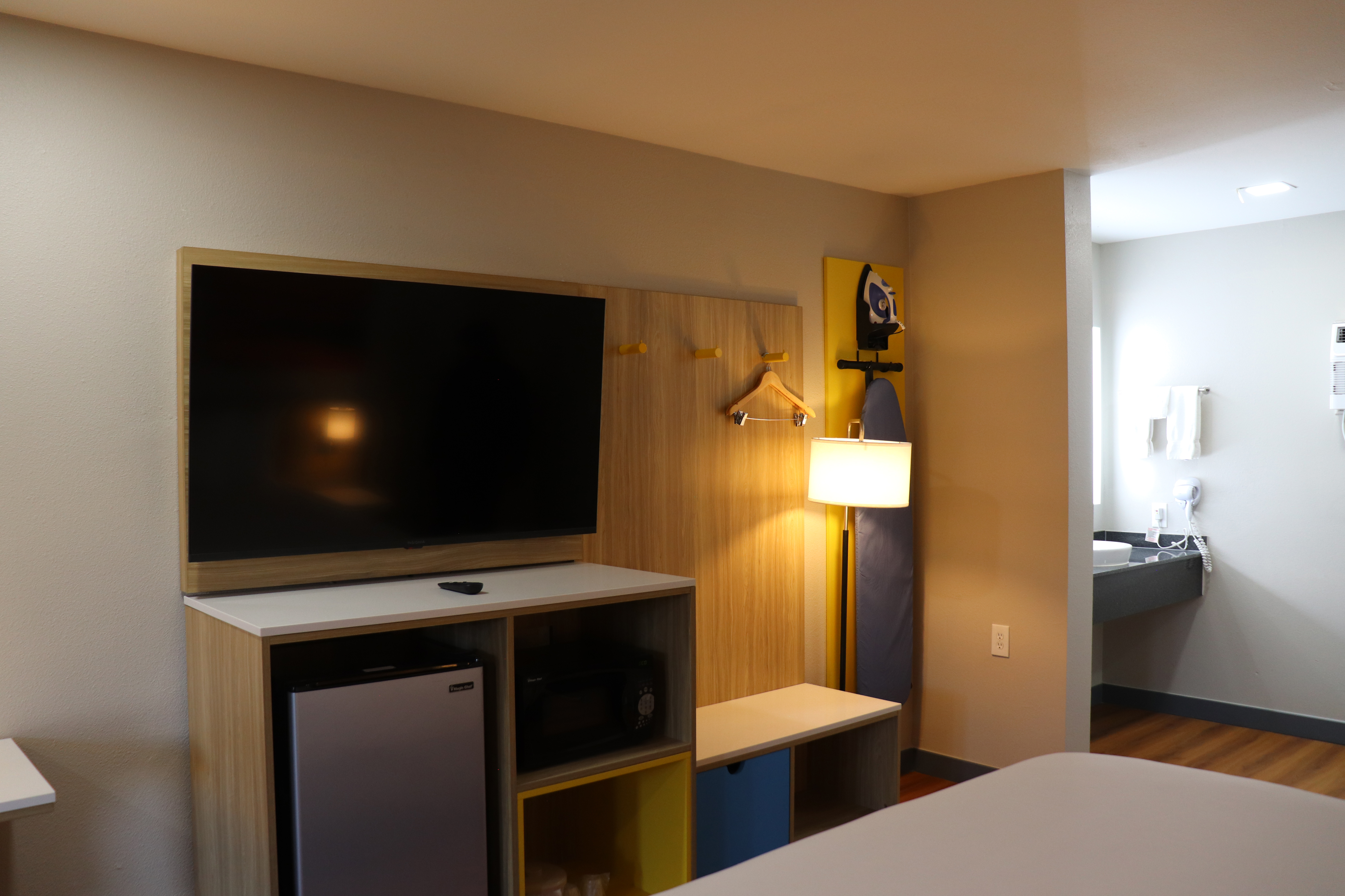 Guest room at the Days Inn by Wyndham Payson in Payson, Arizona