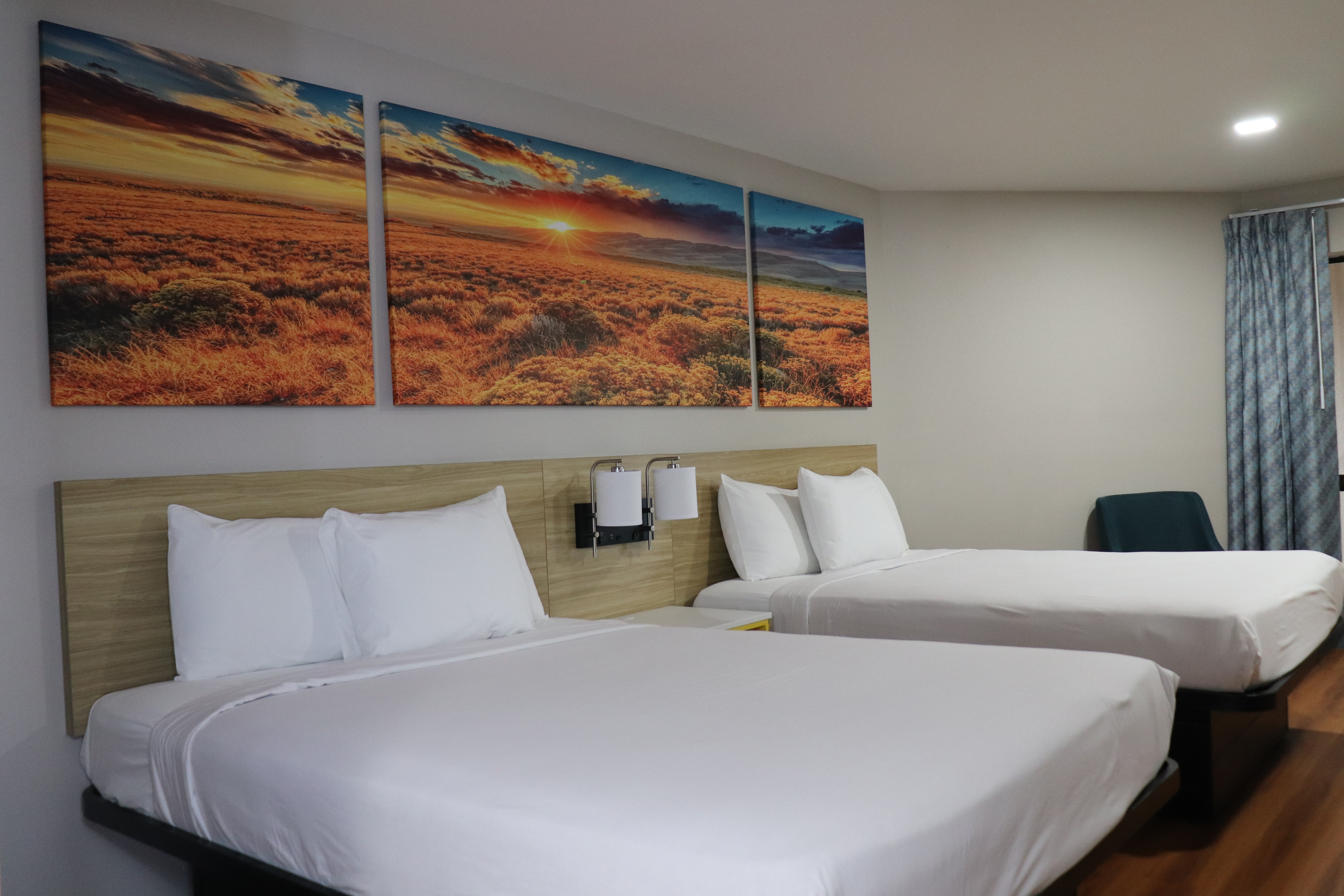 Guest room at the Days Inn by Wyndham Payson in Payson, Arizona