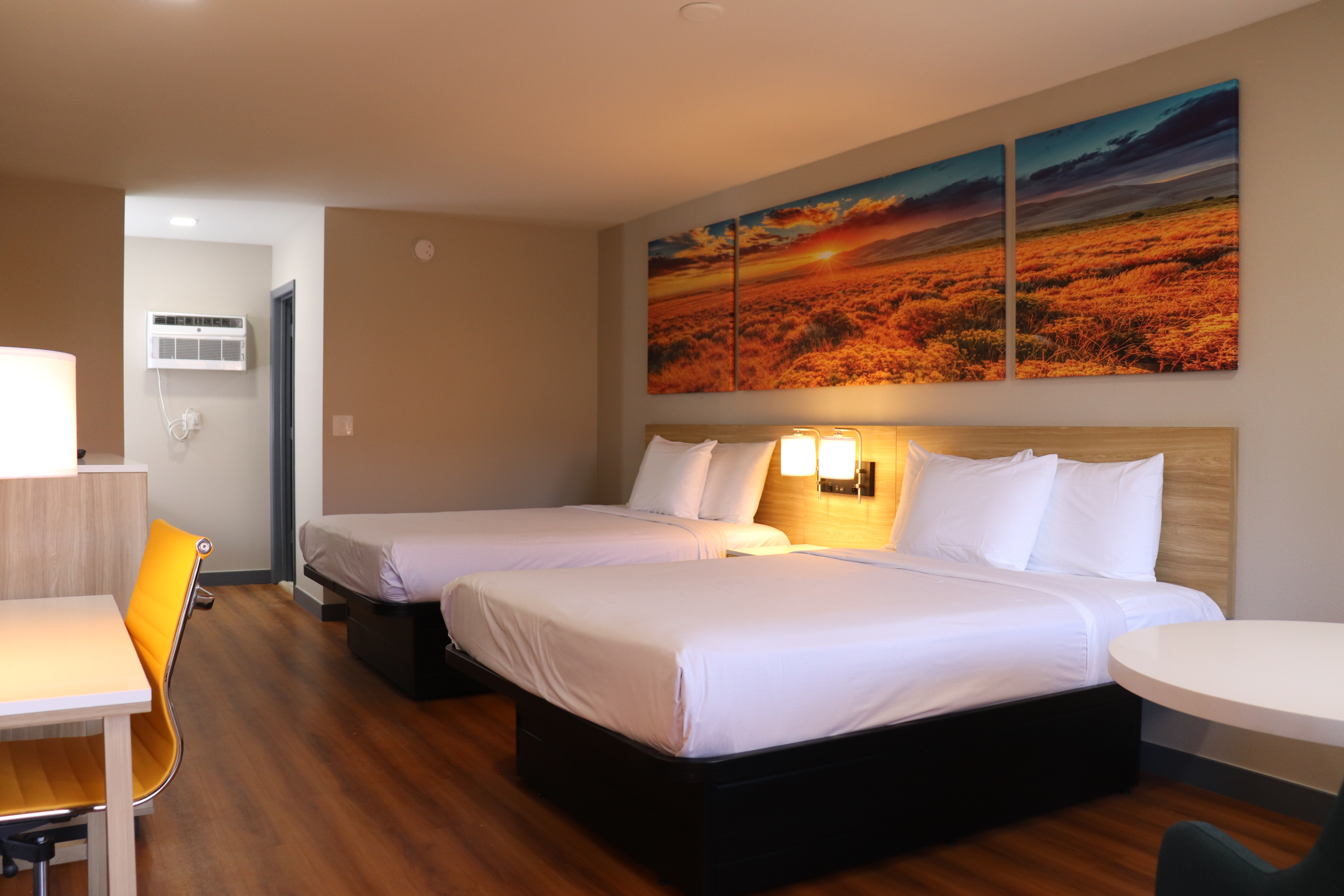 Guest room at the Days Inn by Wyndham Payson in Payson, Arizona