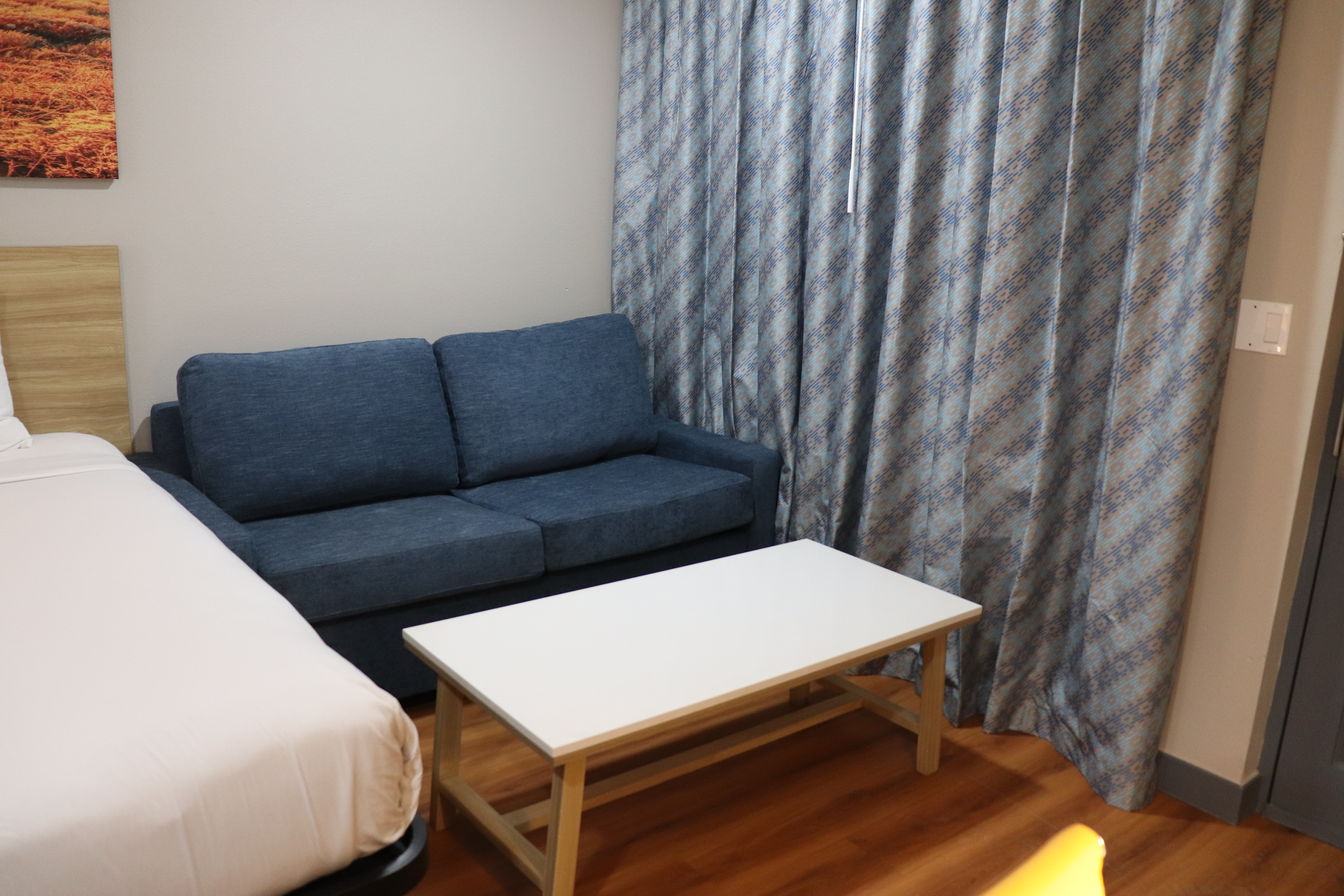 Guest room at the Days Inn by Wyndham Payson in Payson, Arizona