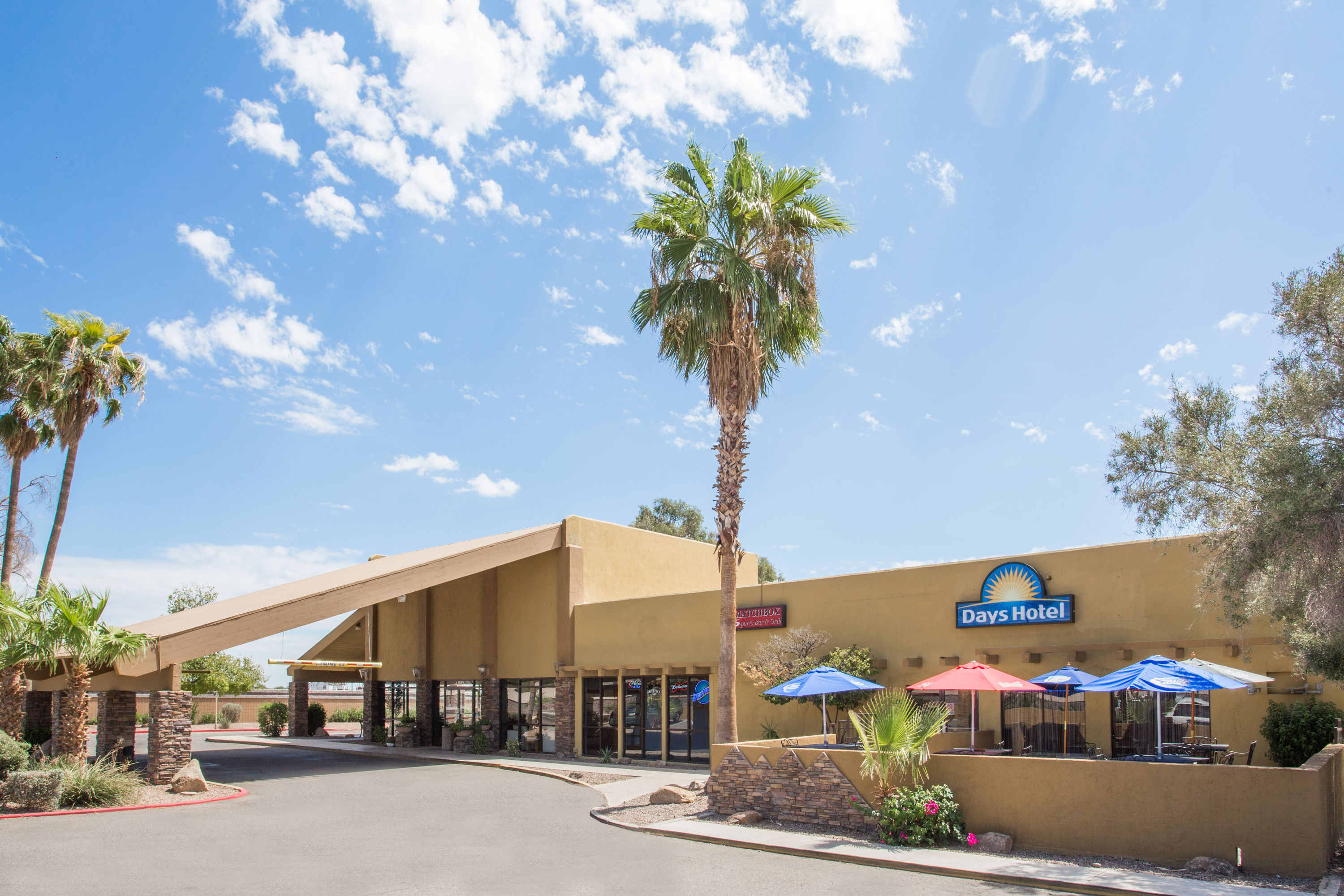 Days Hotel By Wyndham Peoria Glendale Area Peoria Az 85345