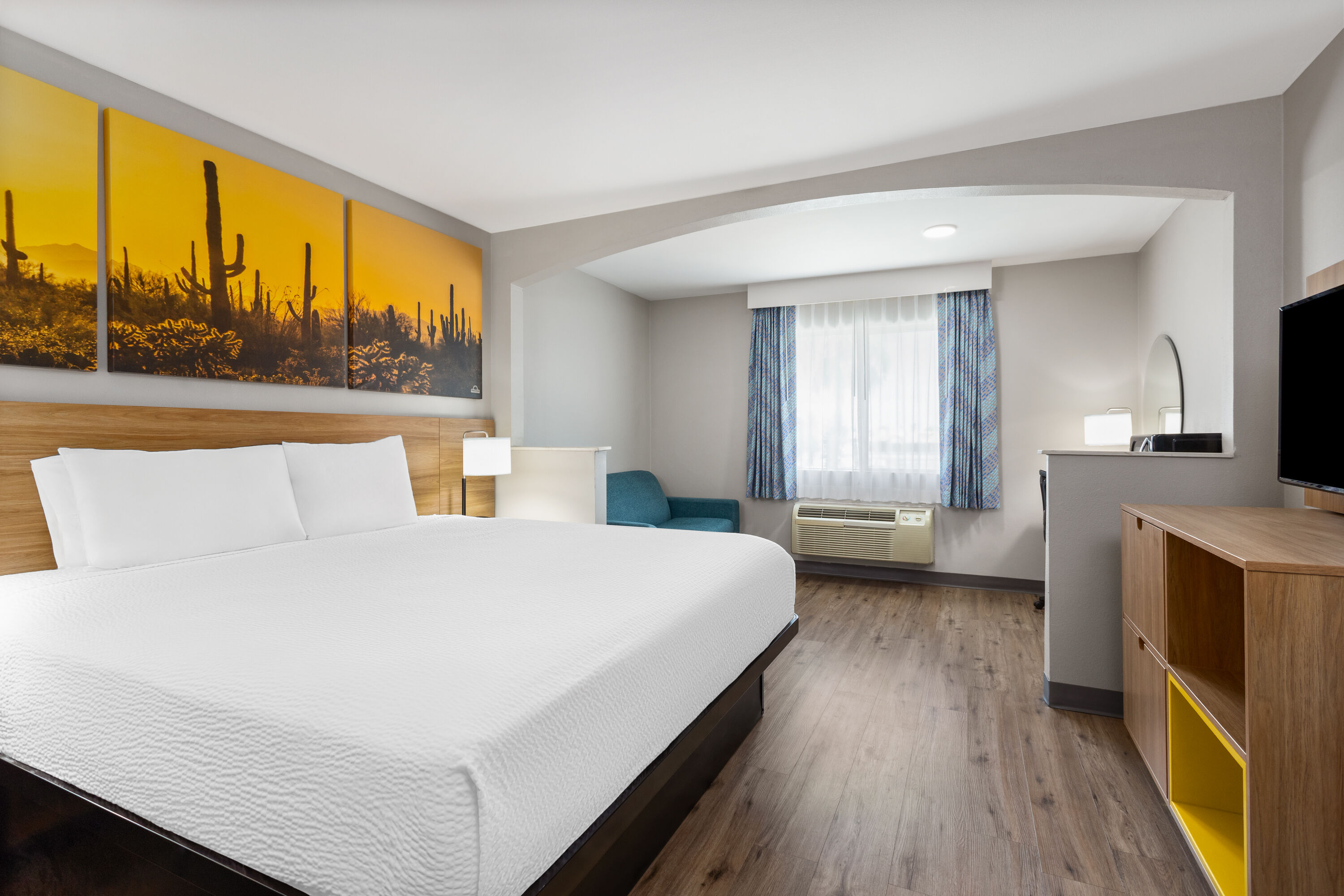 Days Inn by Wyndham Phoenix West suite in Phoenix, Arizona