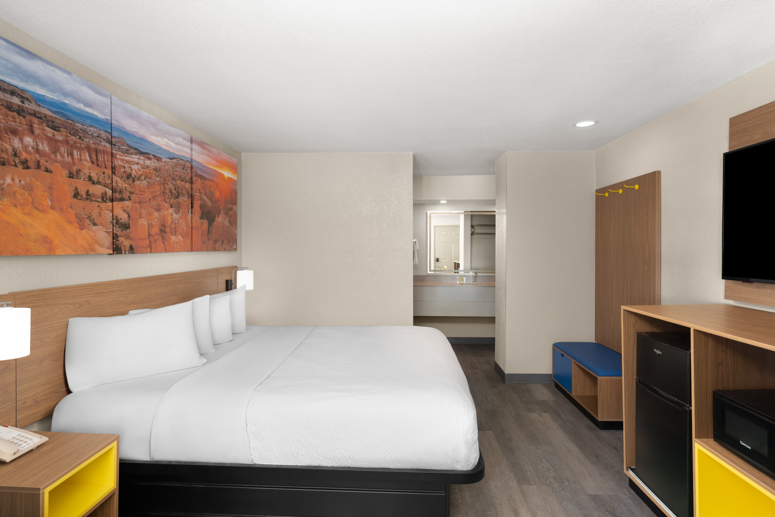 Guest room at the Days Inn by Wyndham Safford in Safford, Arizona