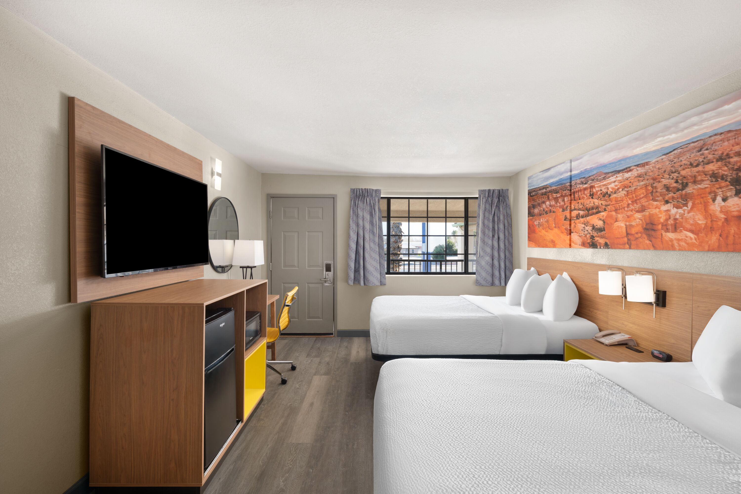 Guest room at the Days Inn by Wyndham Safford in Safford, Arizona