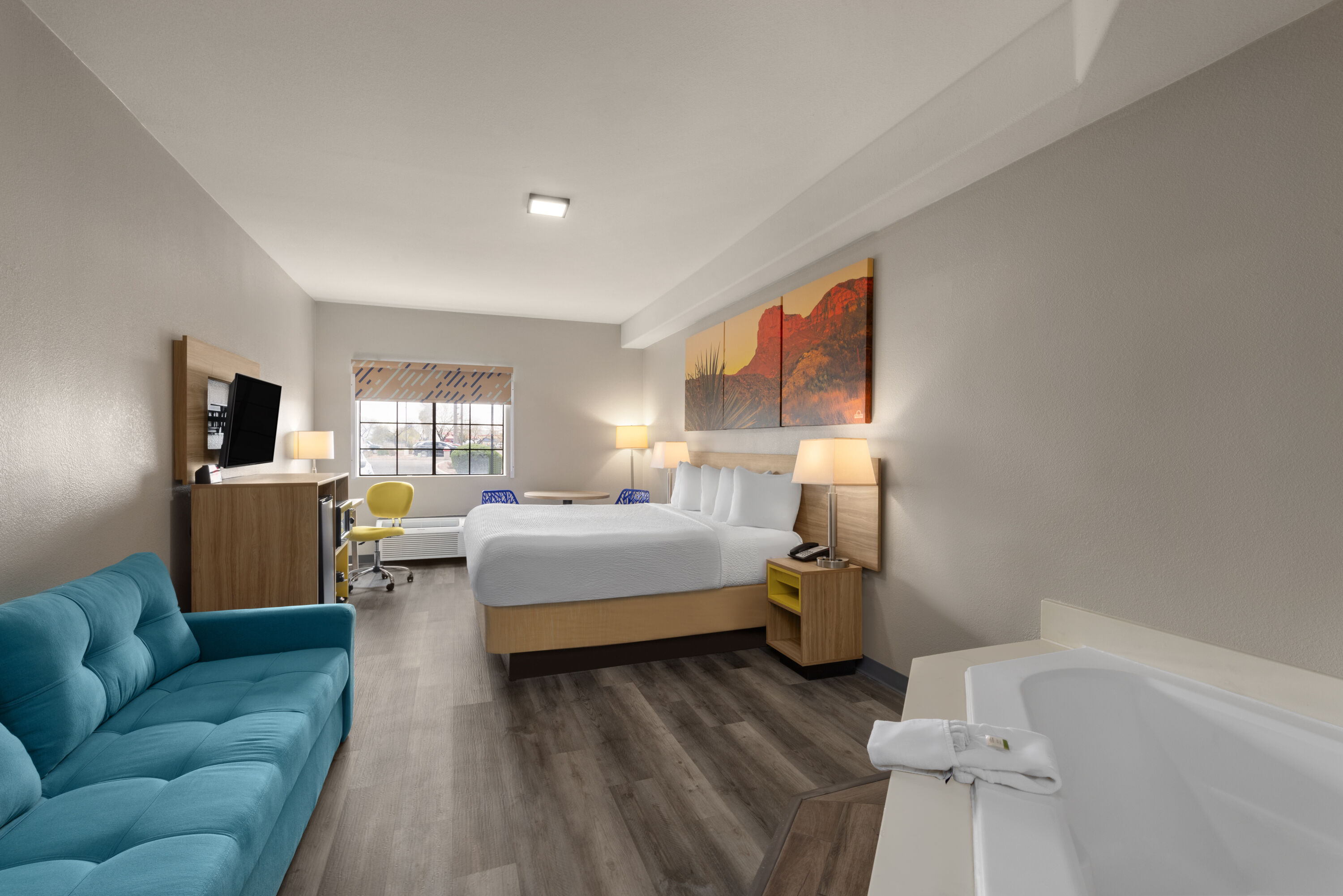 Days Inn & Suites by Wyndham Tucson/Marana hot tub suite in Tucson, Arizona