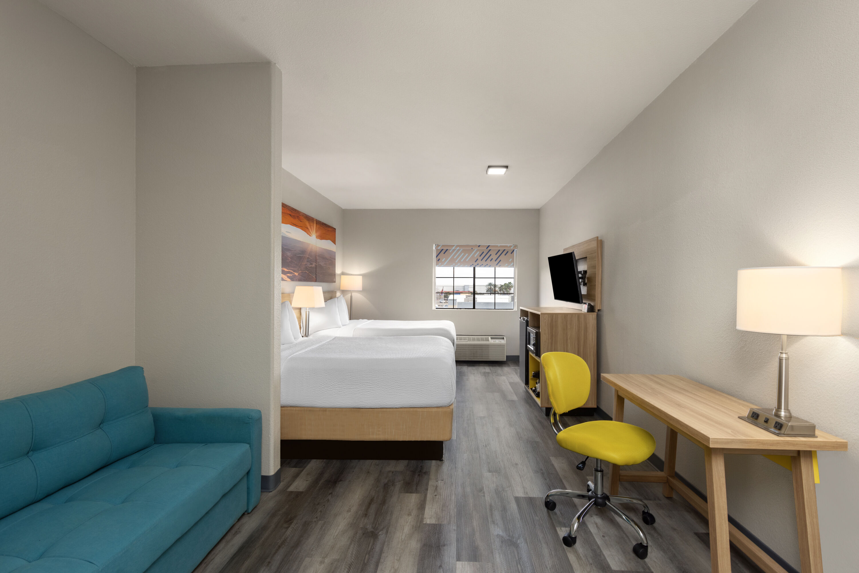 Days Inn & Suites by Wyndham Tucson/Marana suite in Tucson, Arizona