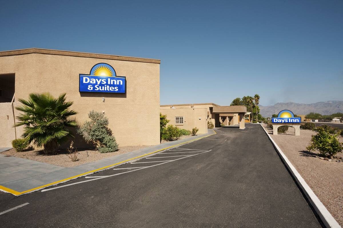 hotelname} | ${city} hotels, az 85711 hotelname} | ${city} hotels, az 85711
