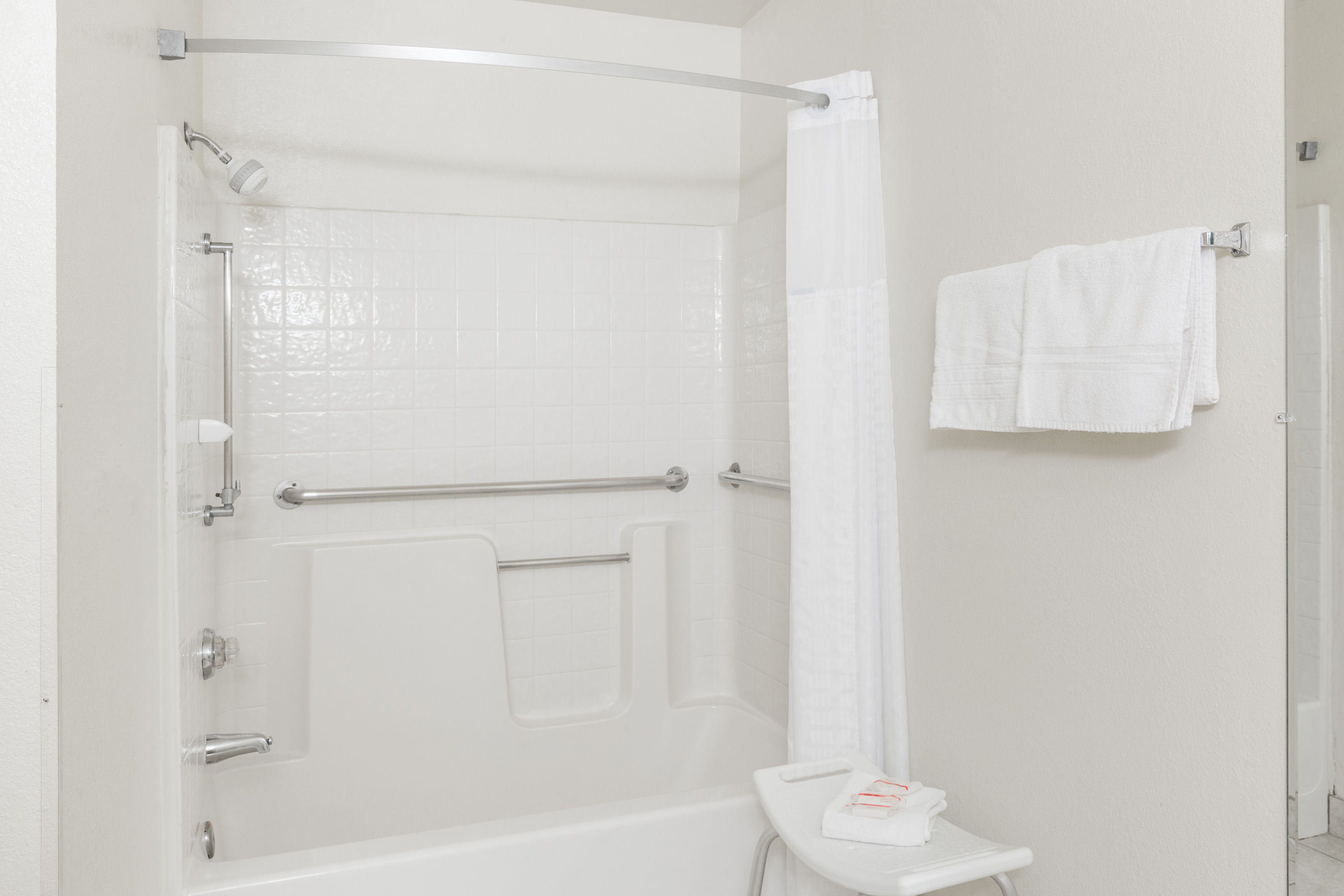 Guest room at the Days Inn by Wyndham Willcox in Willcox, Arizona