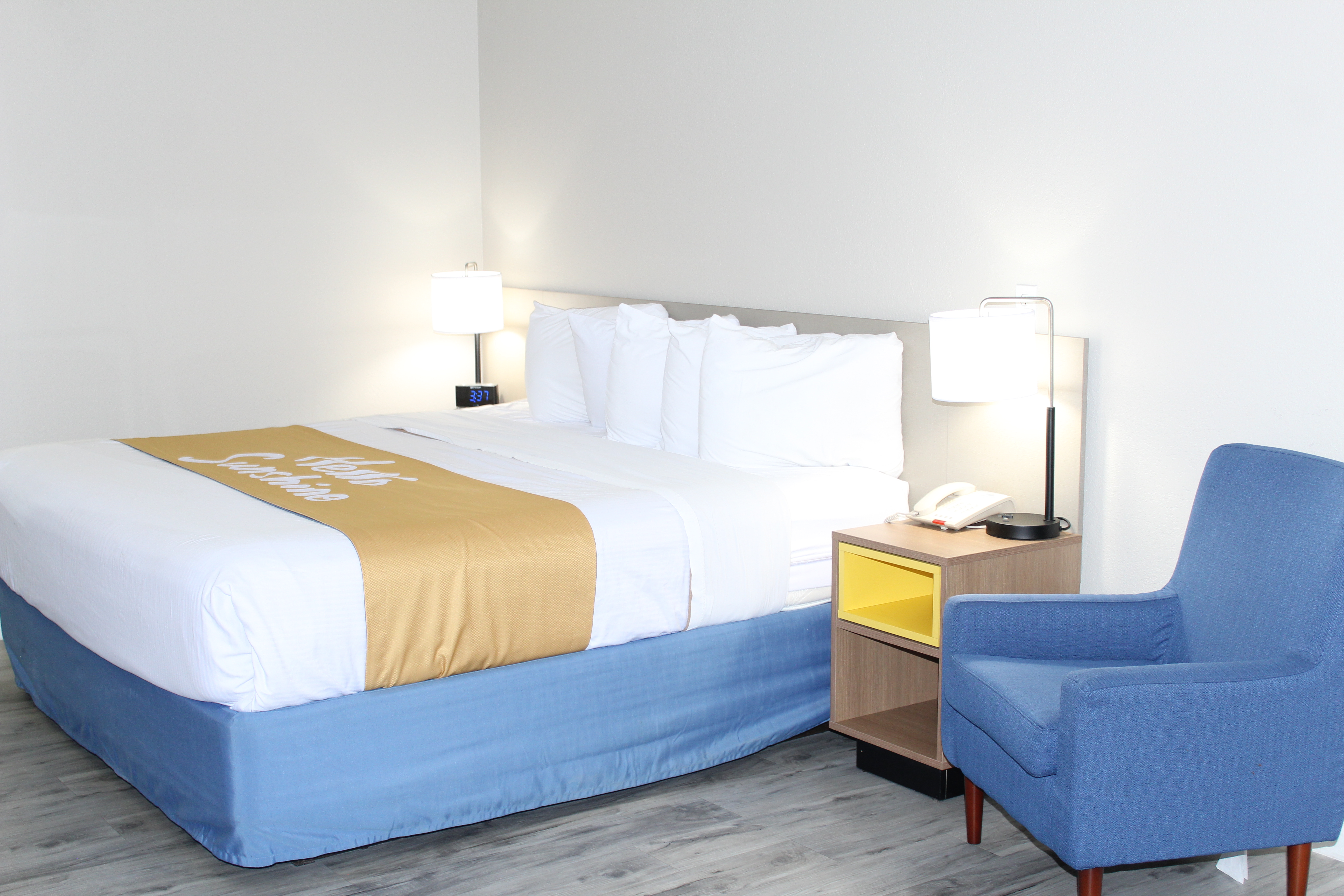 Guest room at the Days Inn by Wyndham Willcox in Willcox, Arizona