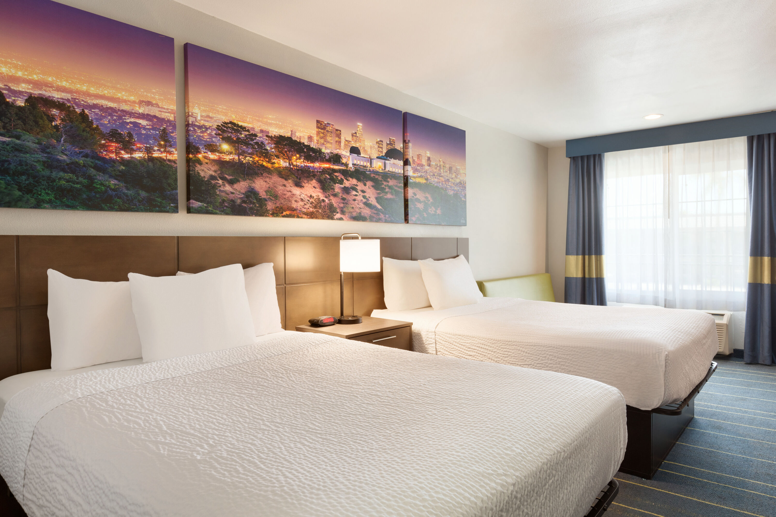 Days inn suites by wyndham anaheim at disneyland park anaheim ca