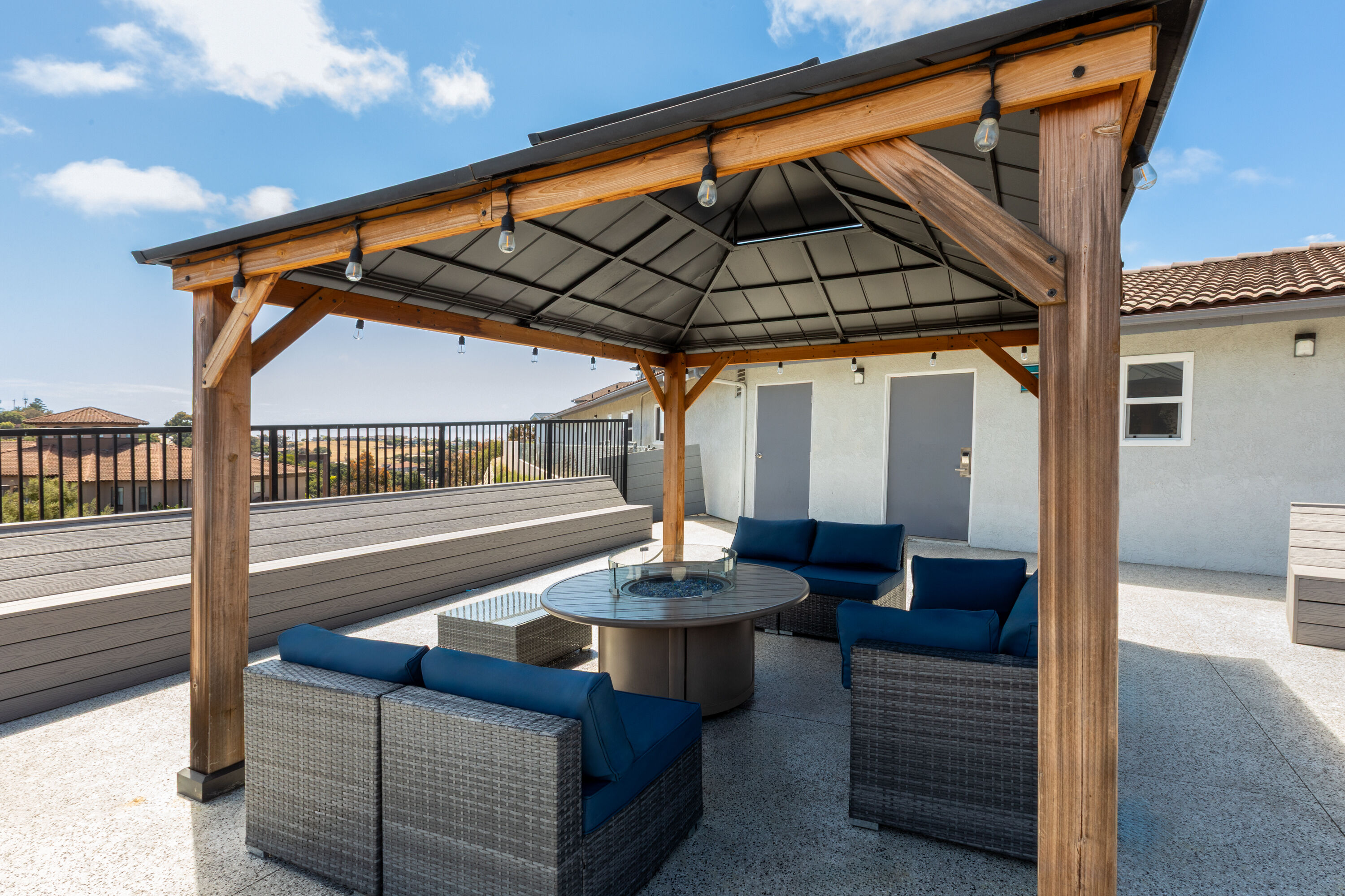 Gazebo at Days Inn by Wyndham Arroyo Grande/Pismo Beach in Arroyo Grande, California