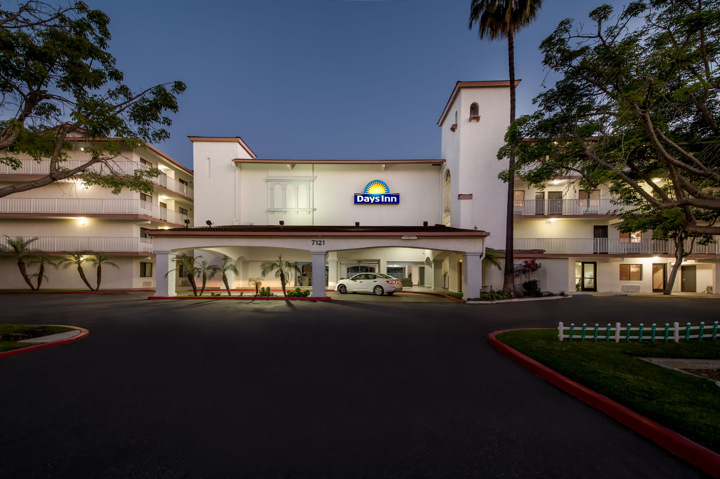 Exterior Night Image of Days Inn by Wyndham Buena Park hotel in Buena Park, California