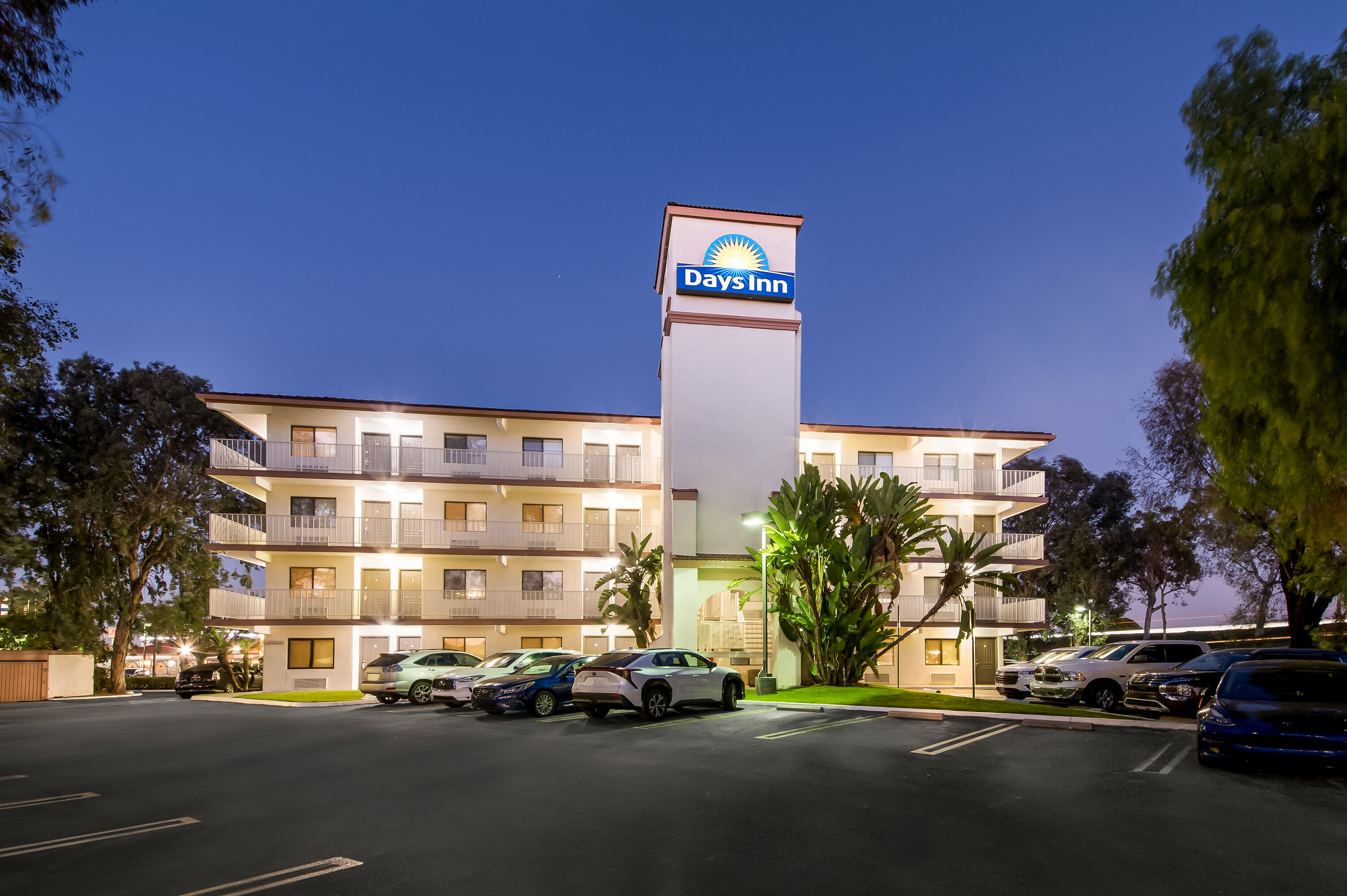 Exterior Night Image of Days Inn by Wyndham Buena Park hotel in Buena Park, California