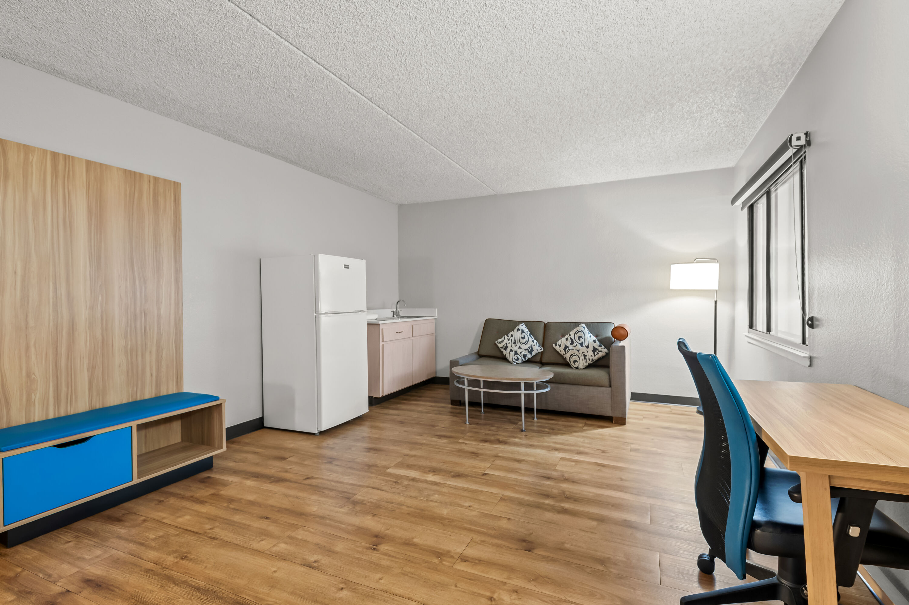 Days Inn by Wyndham Buena Park suite living room in Buena Park, California