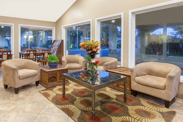 Days Inn By Wyndham Camarillo Ventura Hotels Ca 93010 Days Inn By Wyndham Camarillo Ventura Hotel Lobby In California