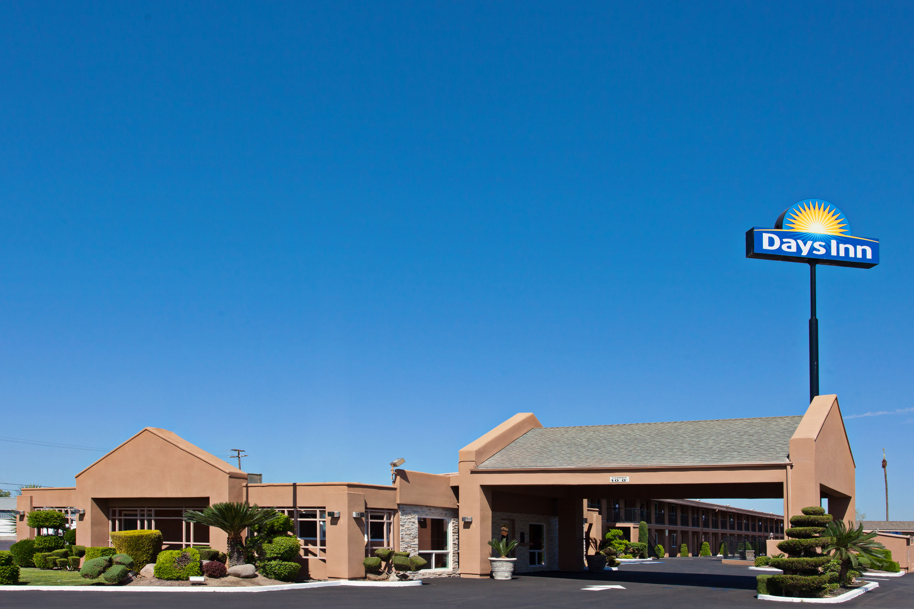 Days Inn by Wyndham Chowchilla Gateway to Yosemite Chowchilla, CA Hotels