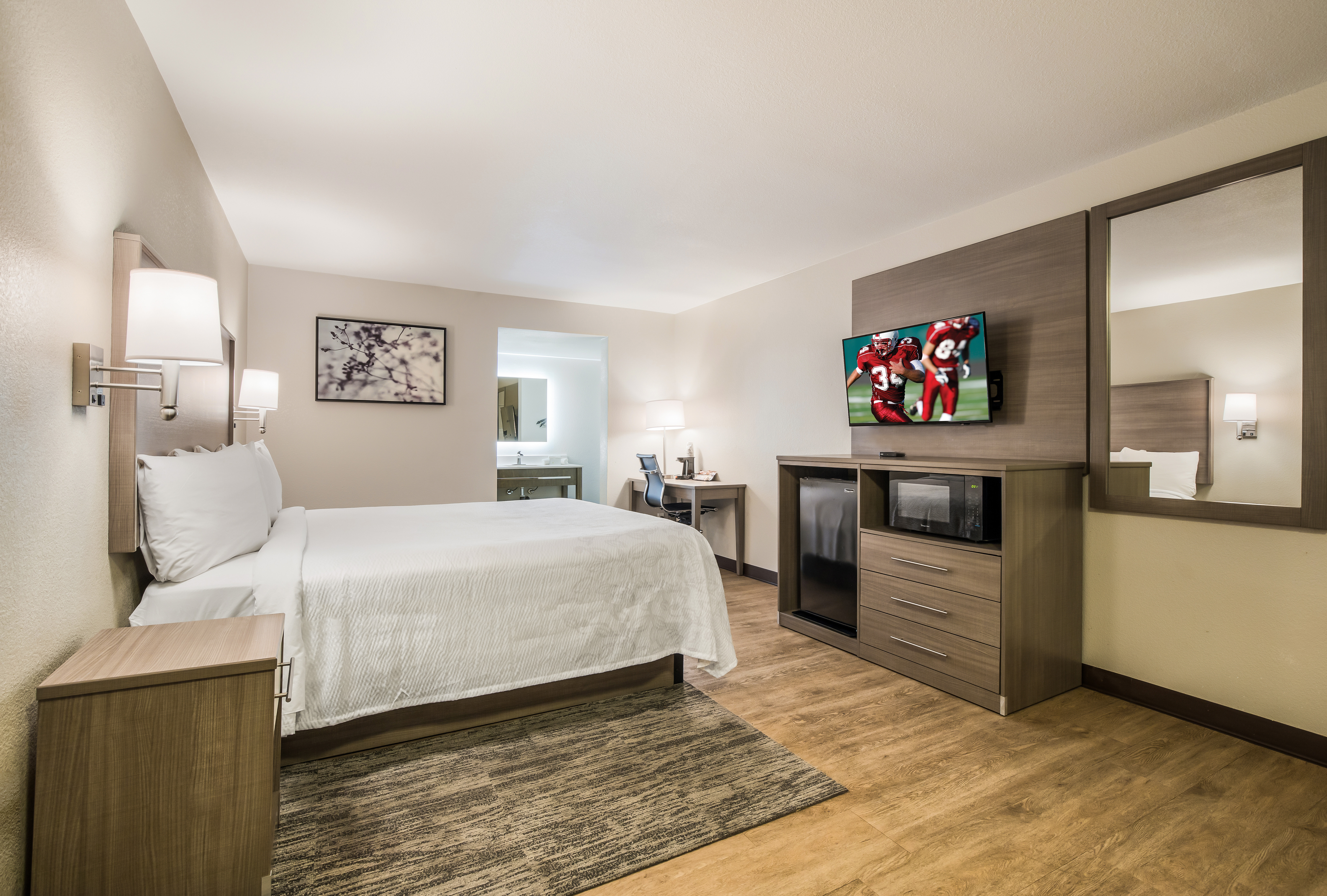 Guest room at the Days Inn by Wyndham Chula Vista/San Diego in Chula Vista, California