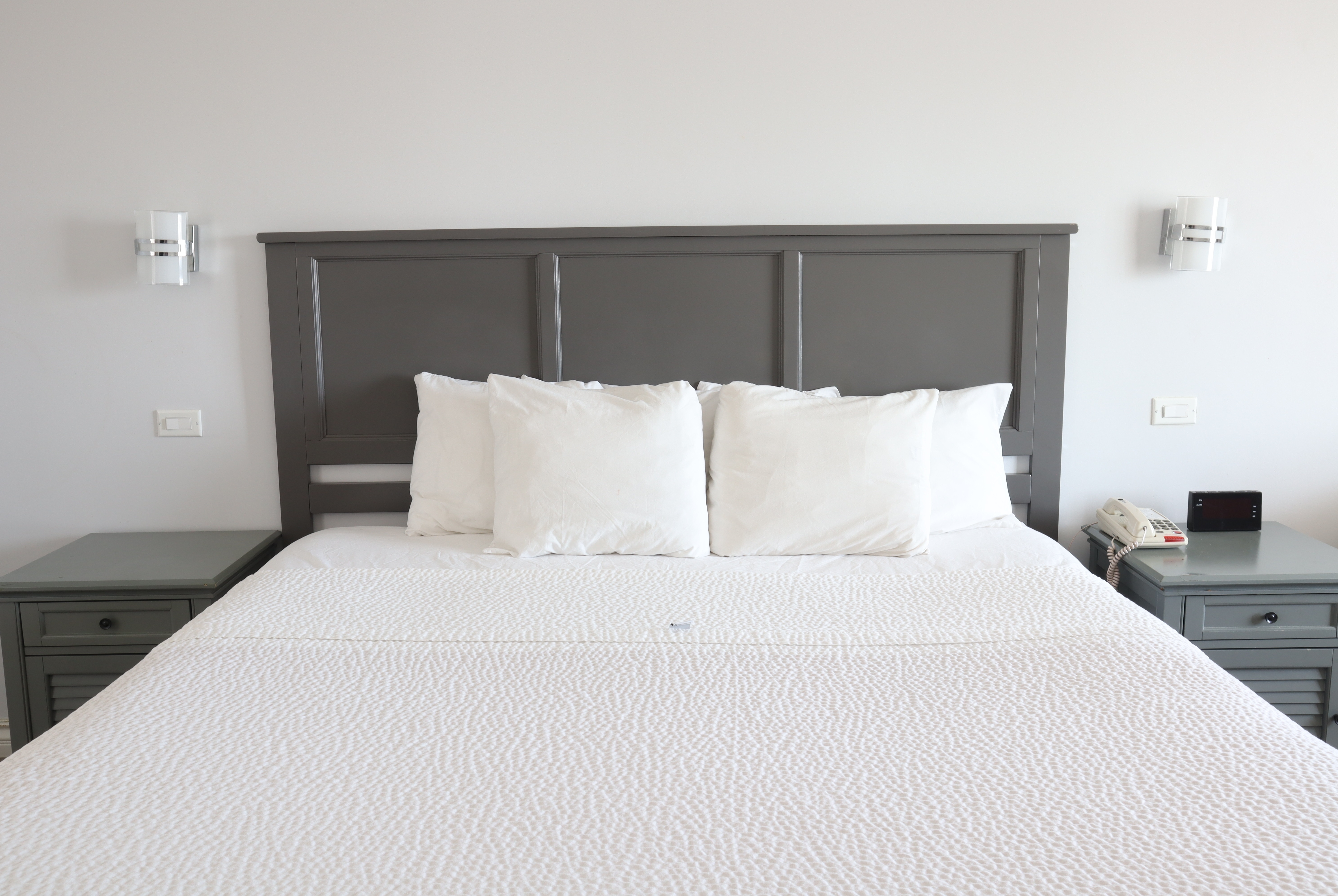 Guest room at the Days Inn by Wyndham Near City Of Hope in Duarte, California