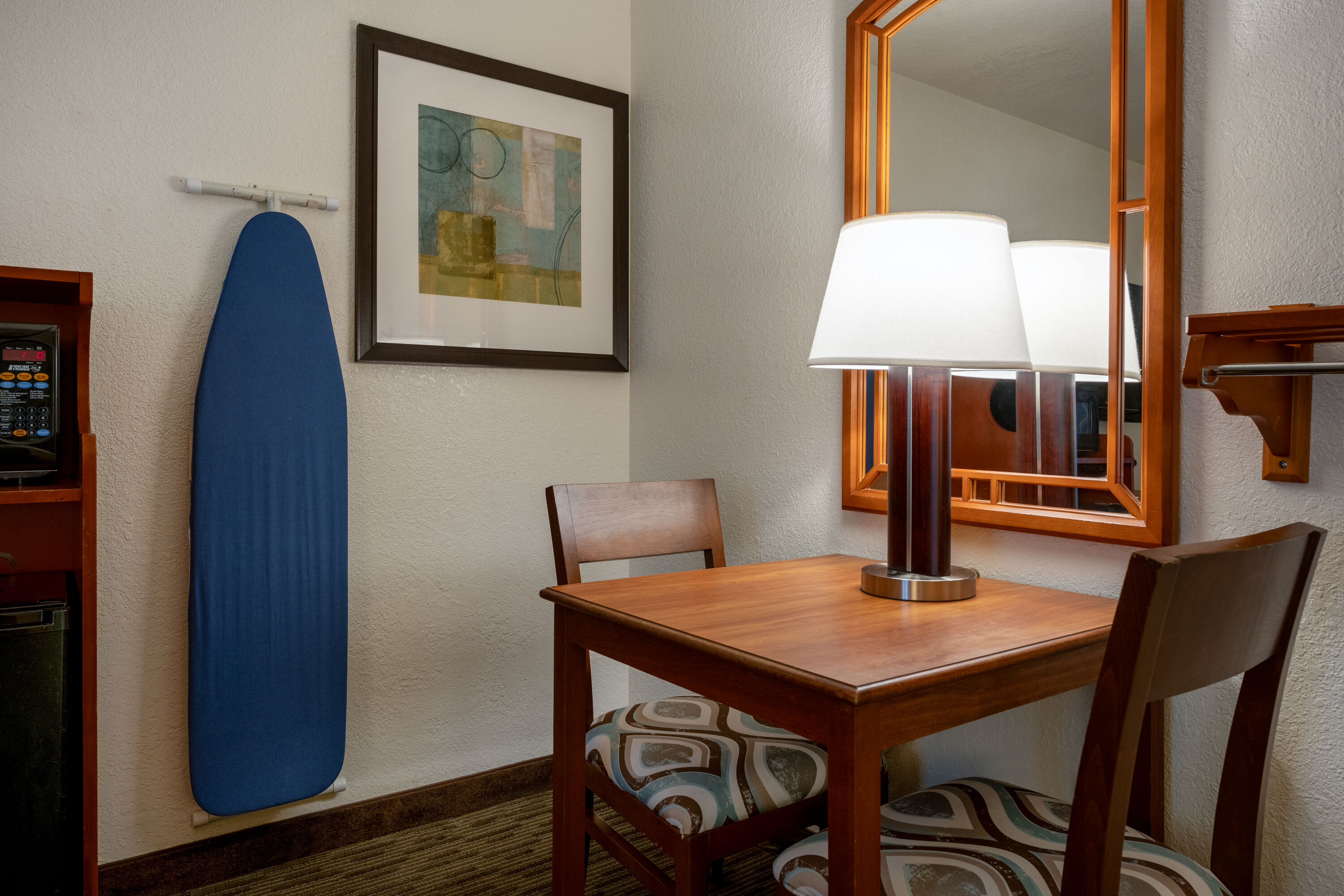 Guest room at the Days Inn by Wyndham Encinitas Moonlight Beach in Encinitas, California