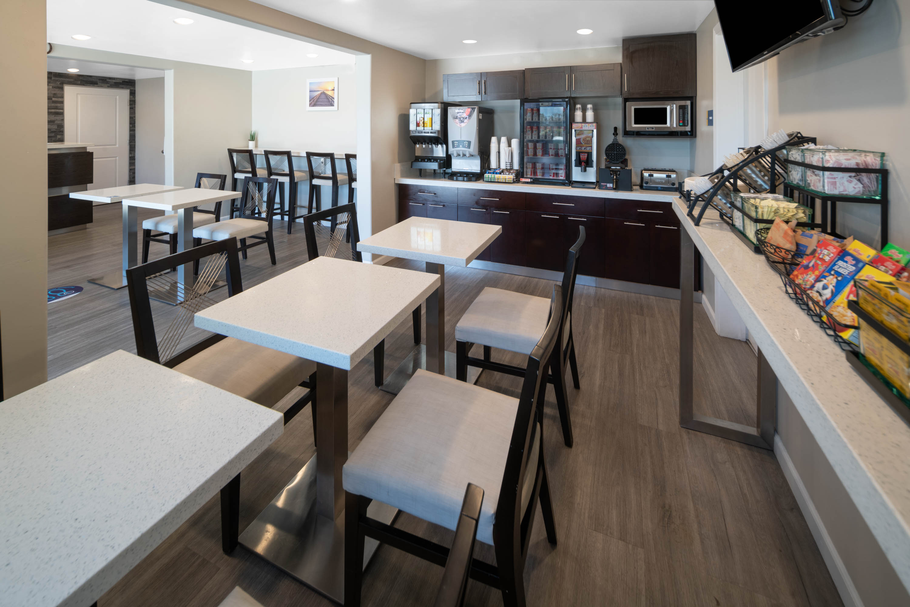 Free breakfast at Days Inn by Wyndham Galt in Galt, California