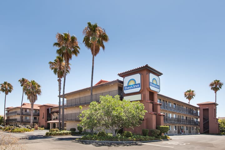 Days Inn By Wyndham San Jose Airport Milpitas Ca Hotels