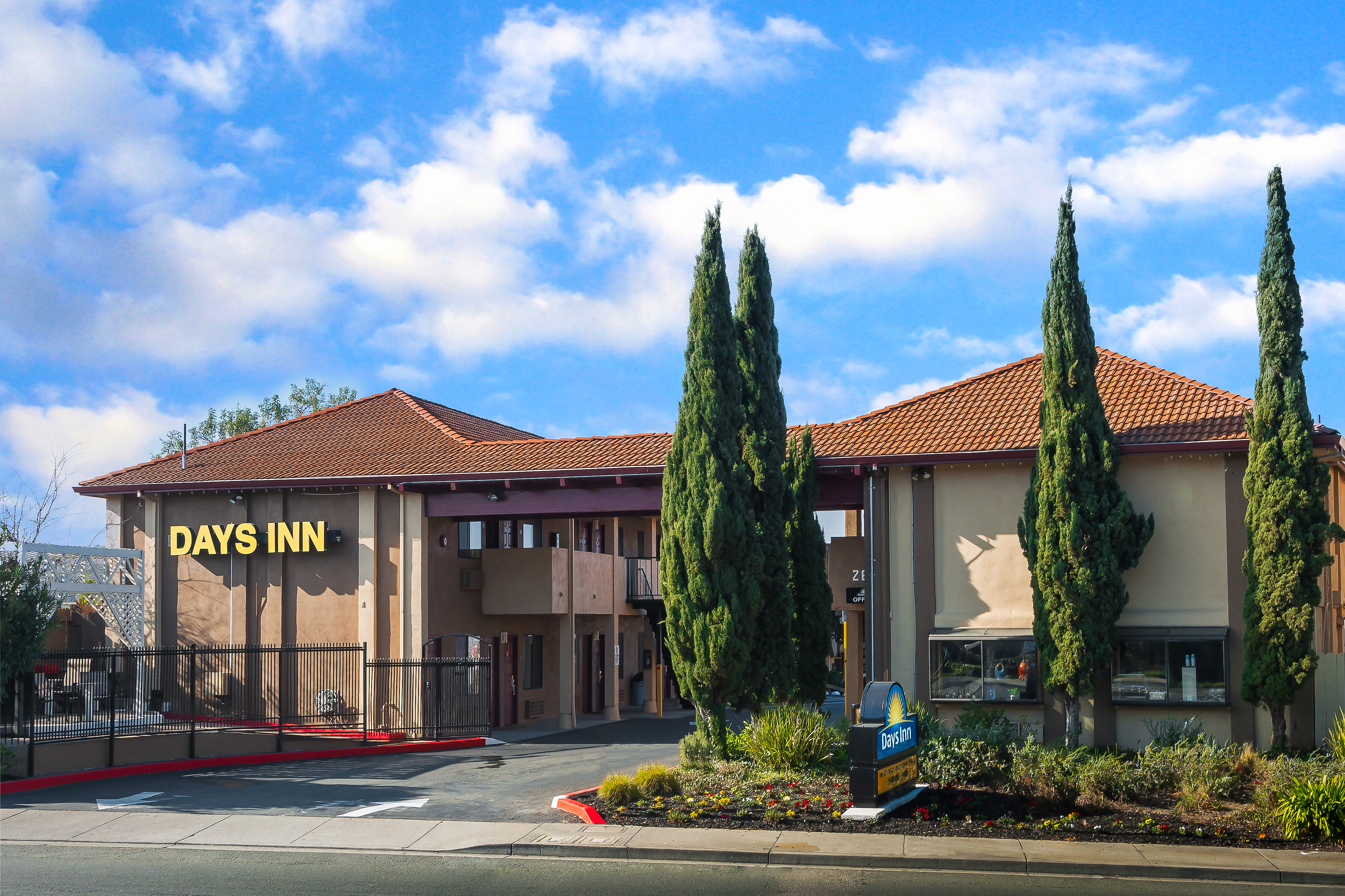 Days Inn By Wyndham Pinole Berkeley Pinole Ca Hotels