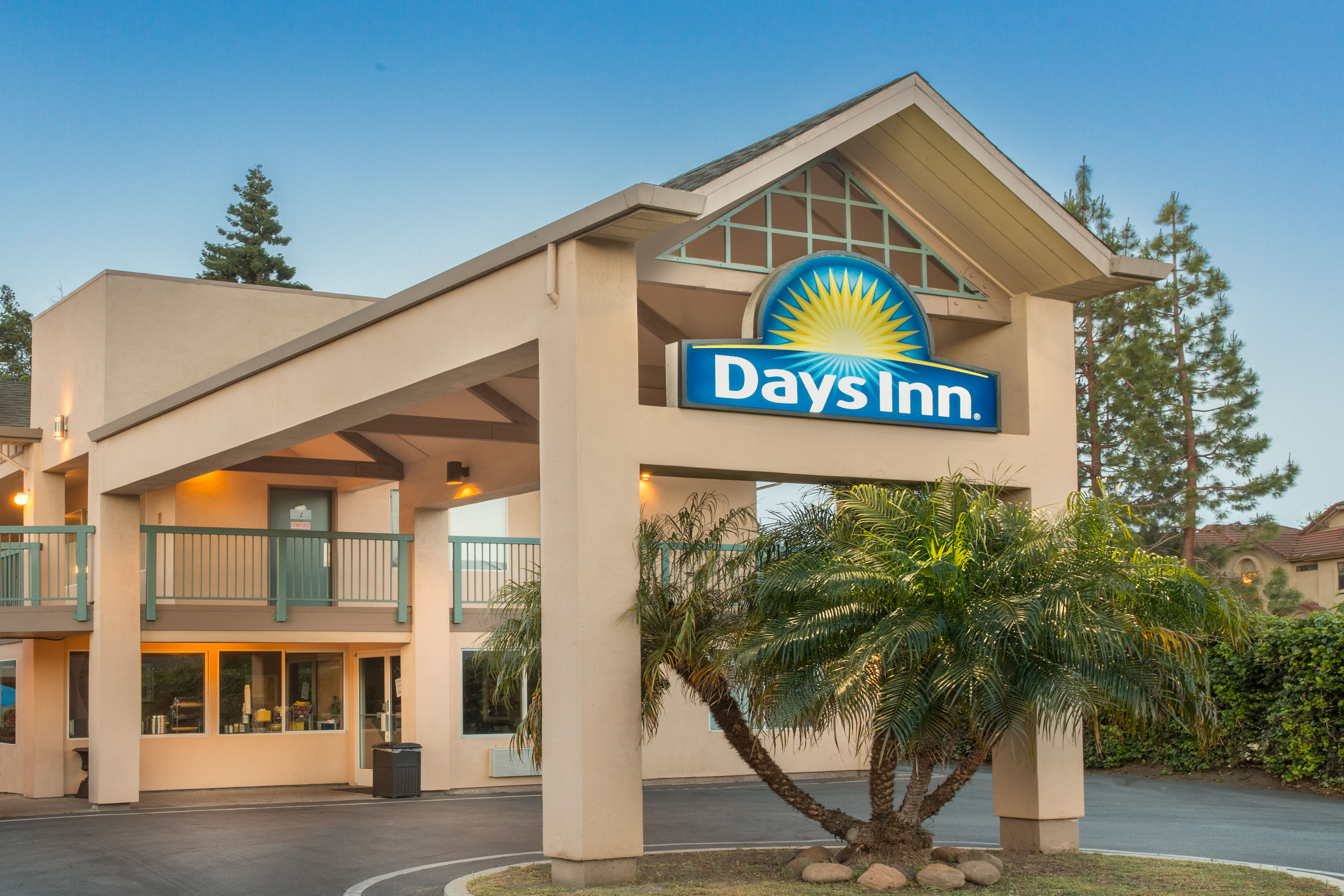 Days Inn By Wyndham Redwood City Redwood City Ca Hotels